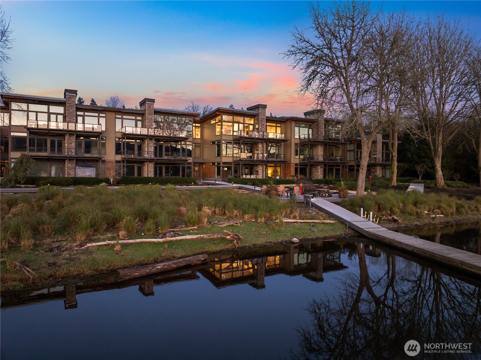 4323 E Lake Sammamish Parkway 4323 Property Photo 2