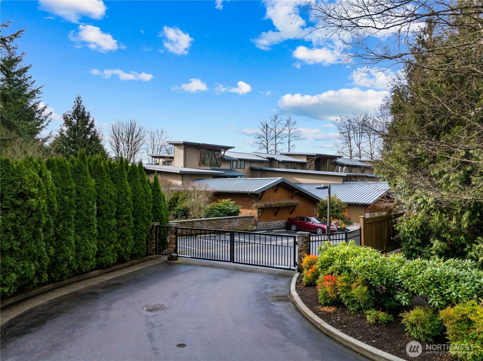 4323 E Lake Sammamish Parkway 4323 Property Photo 27