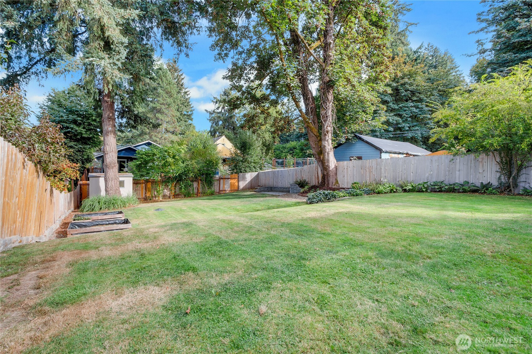 1908 Eastside Street Property Photo 17