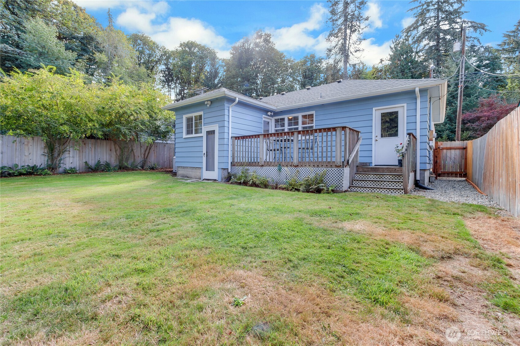 1908 Eastside Street Property Photo 18
