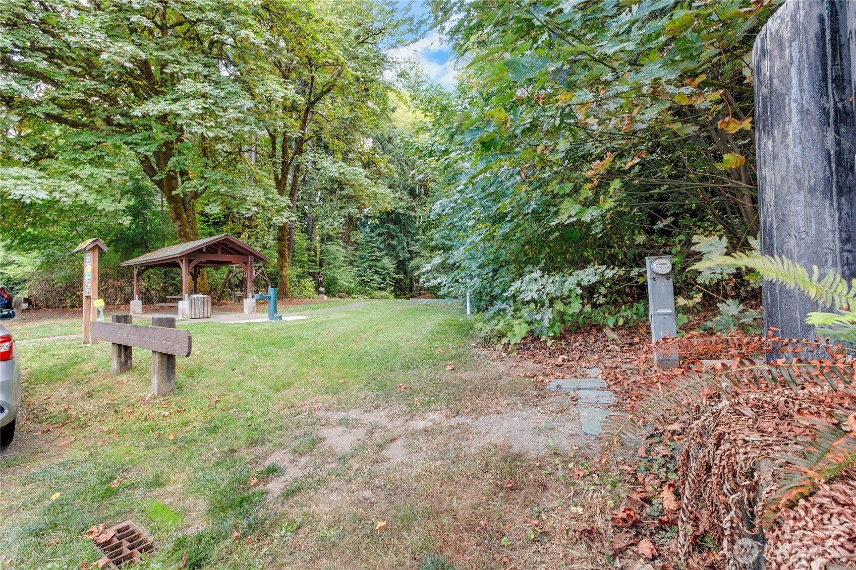 1908 Eastside Street Property Photo 22