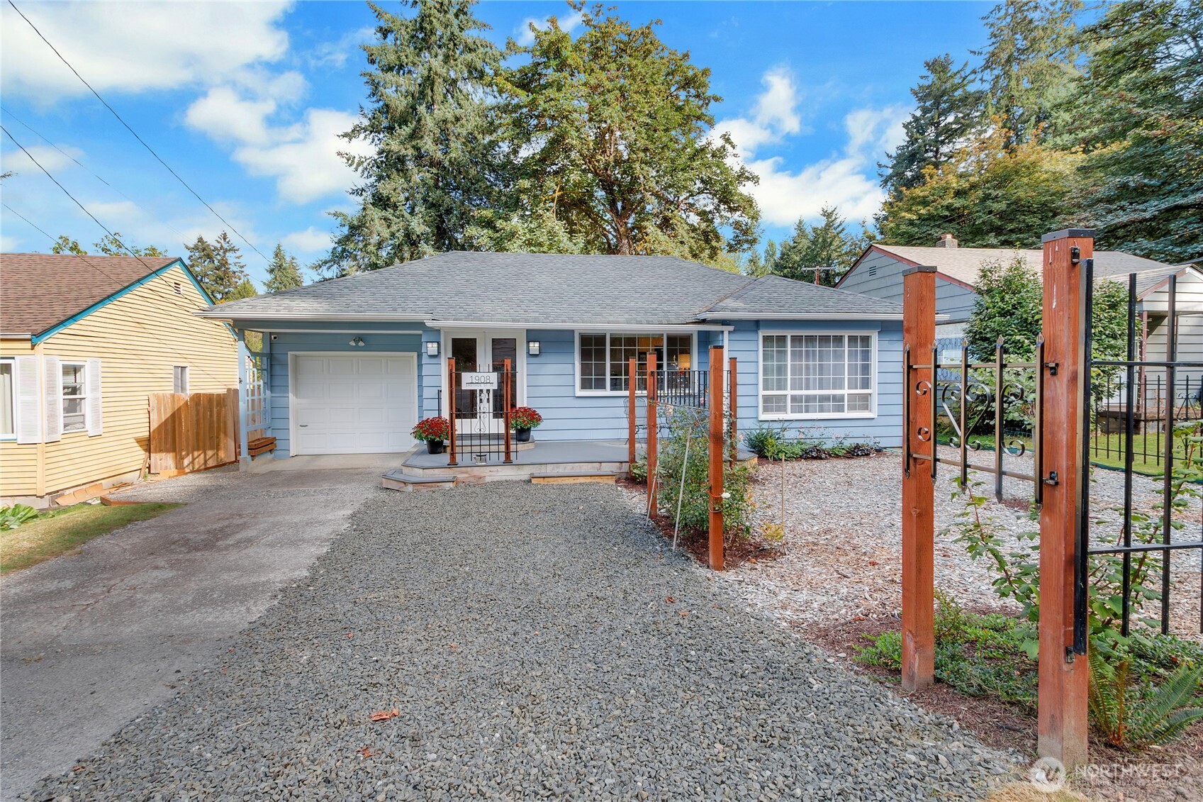 1908 Eastside Street Property Photo 24
