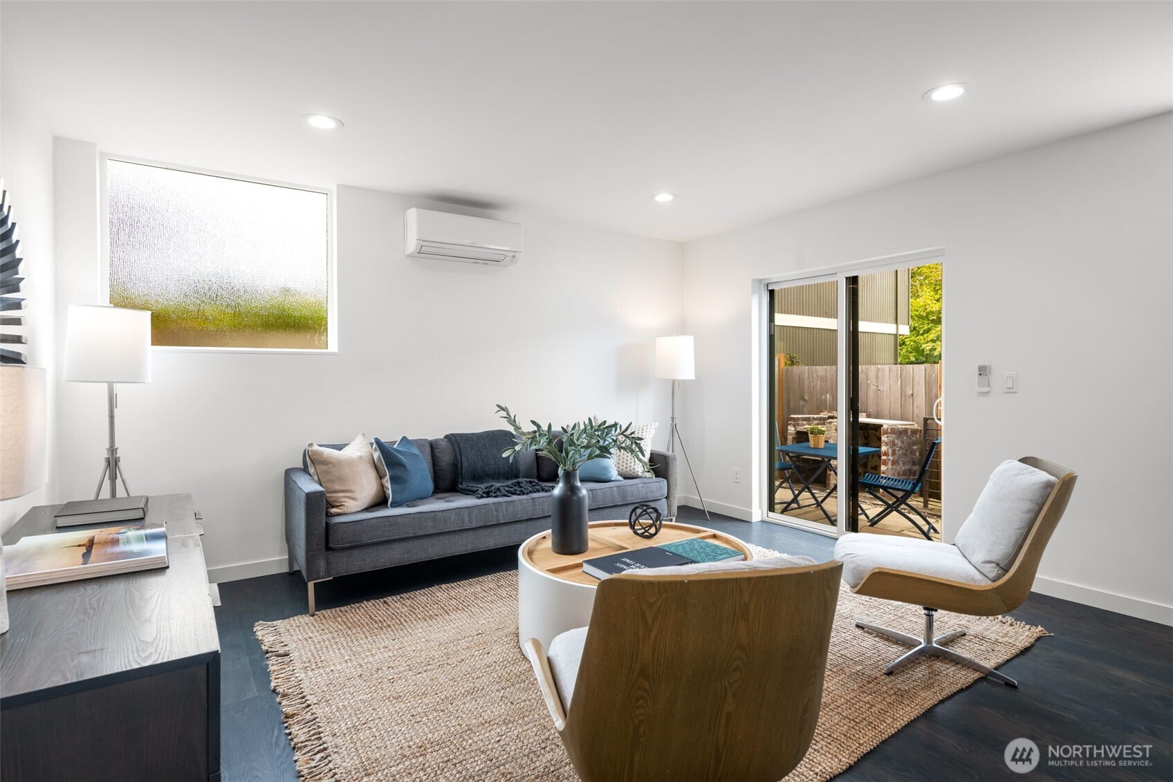 705 20th Place A Property Photo 11