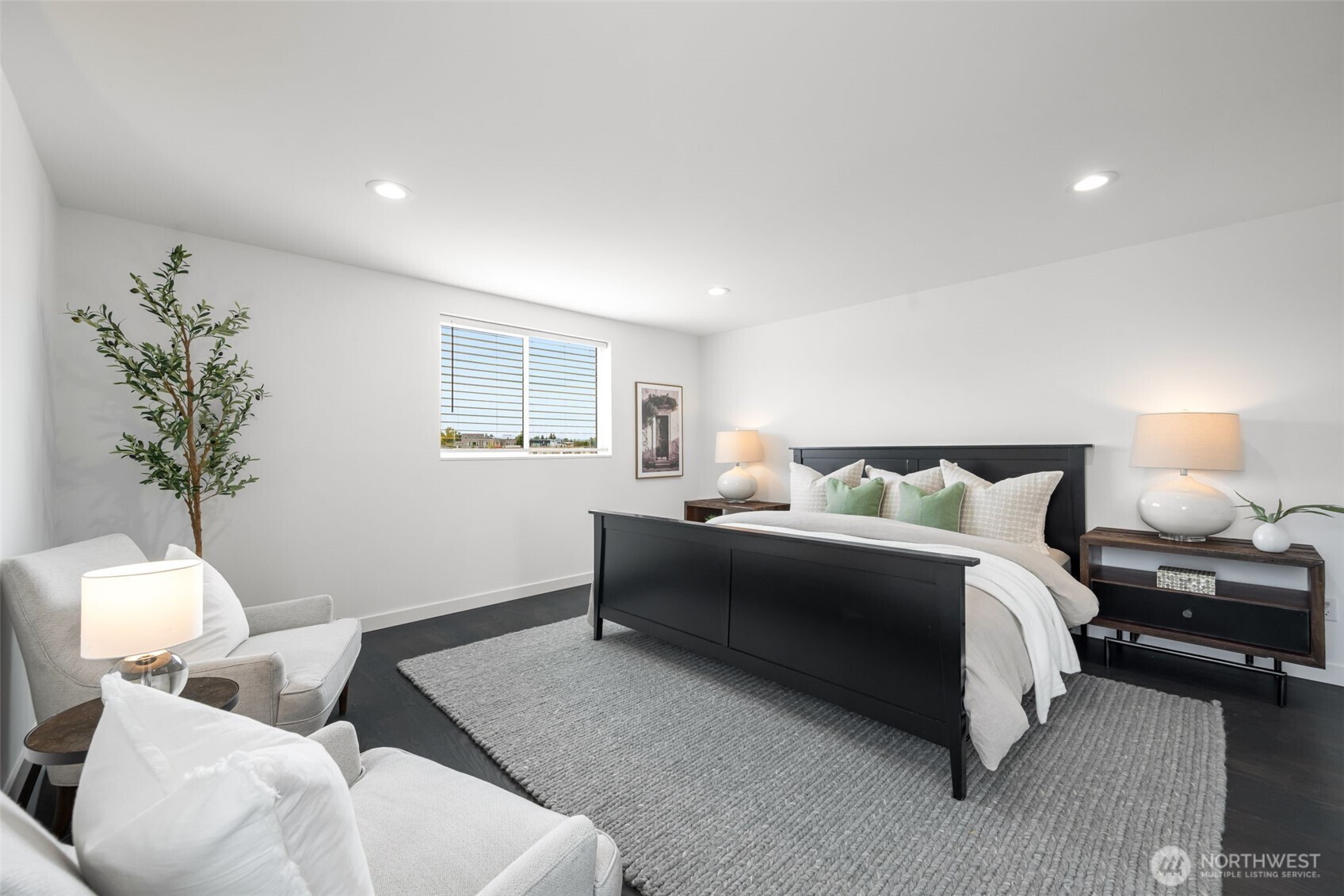 705 20th Place A Property Photo 13