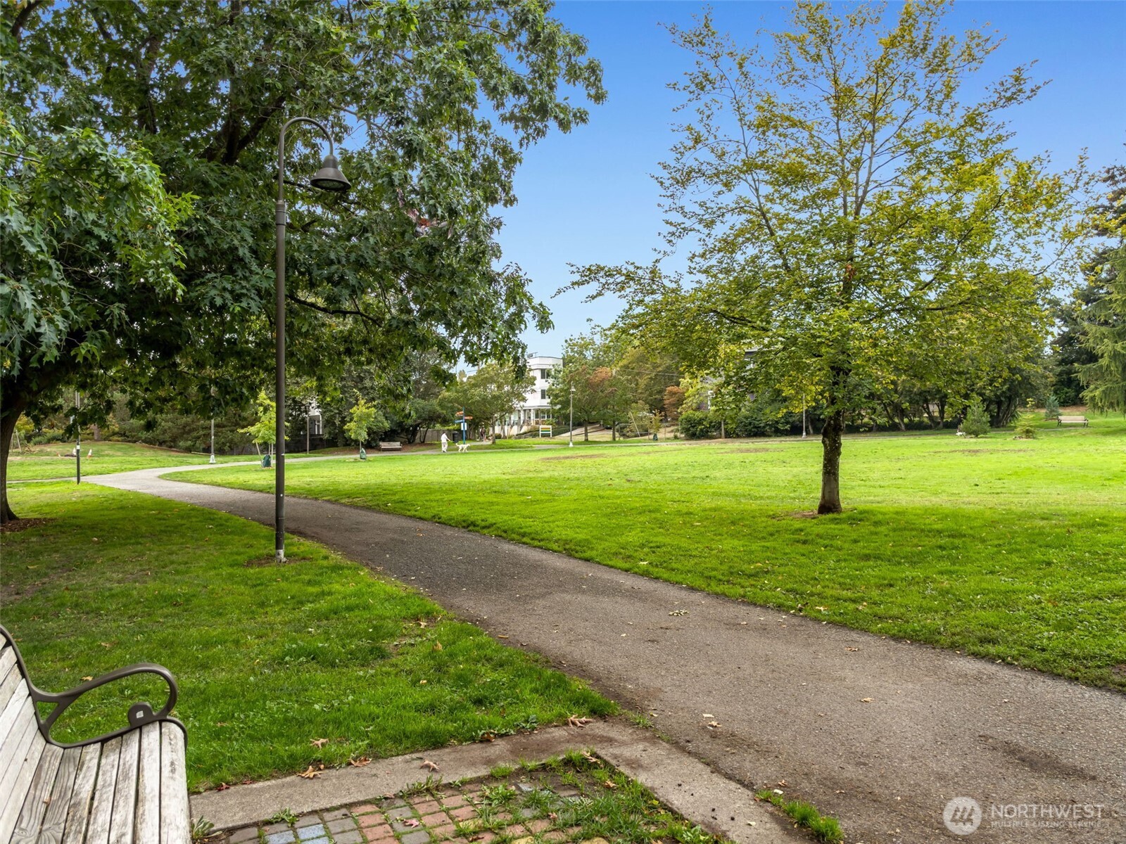 705 20th Place A Property Photo 29