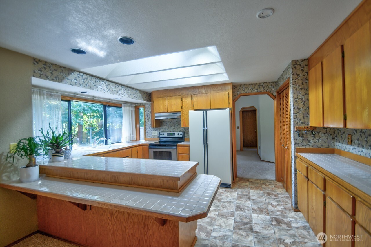 1949 51st Avenue Property Photo 8