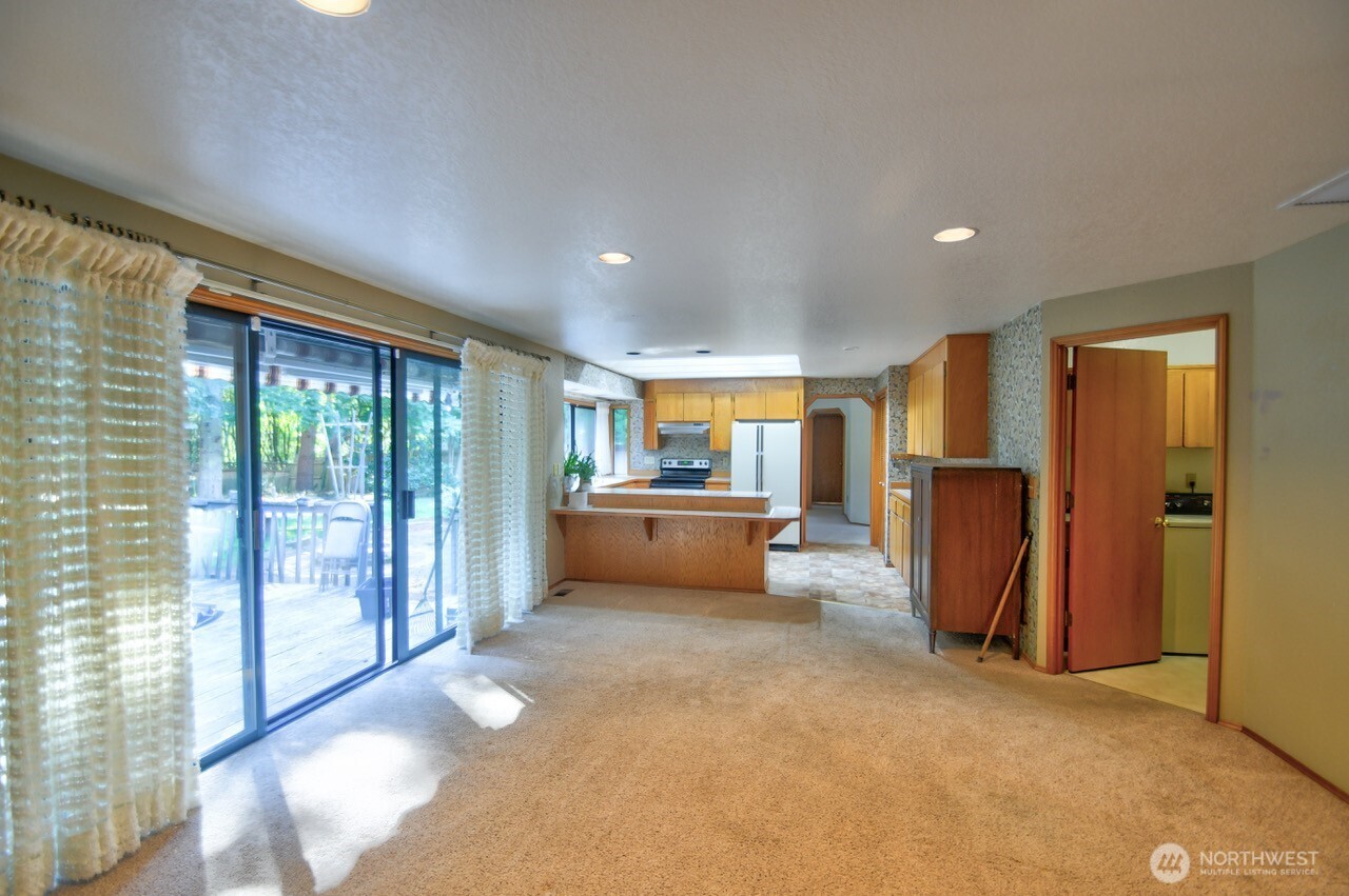 1949 51st Avenue Property Photo 13