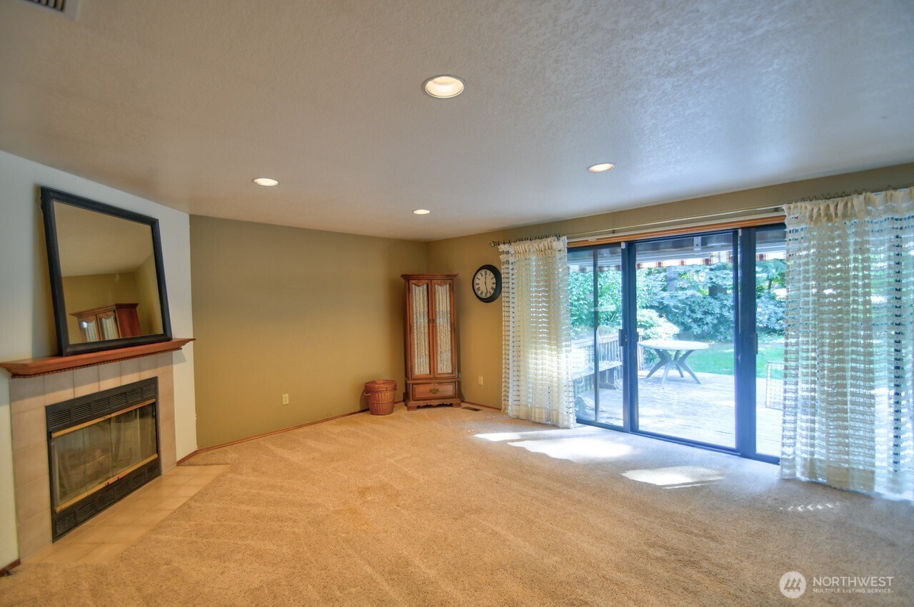 1949 51st Avenue Property Photo 14