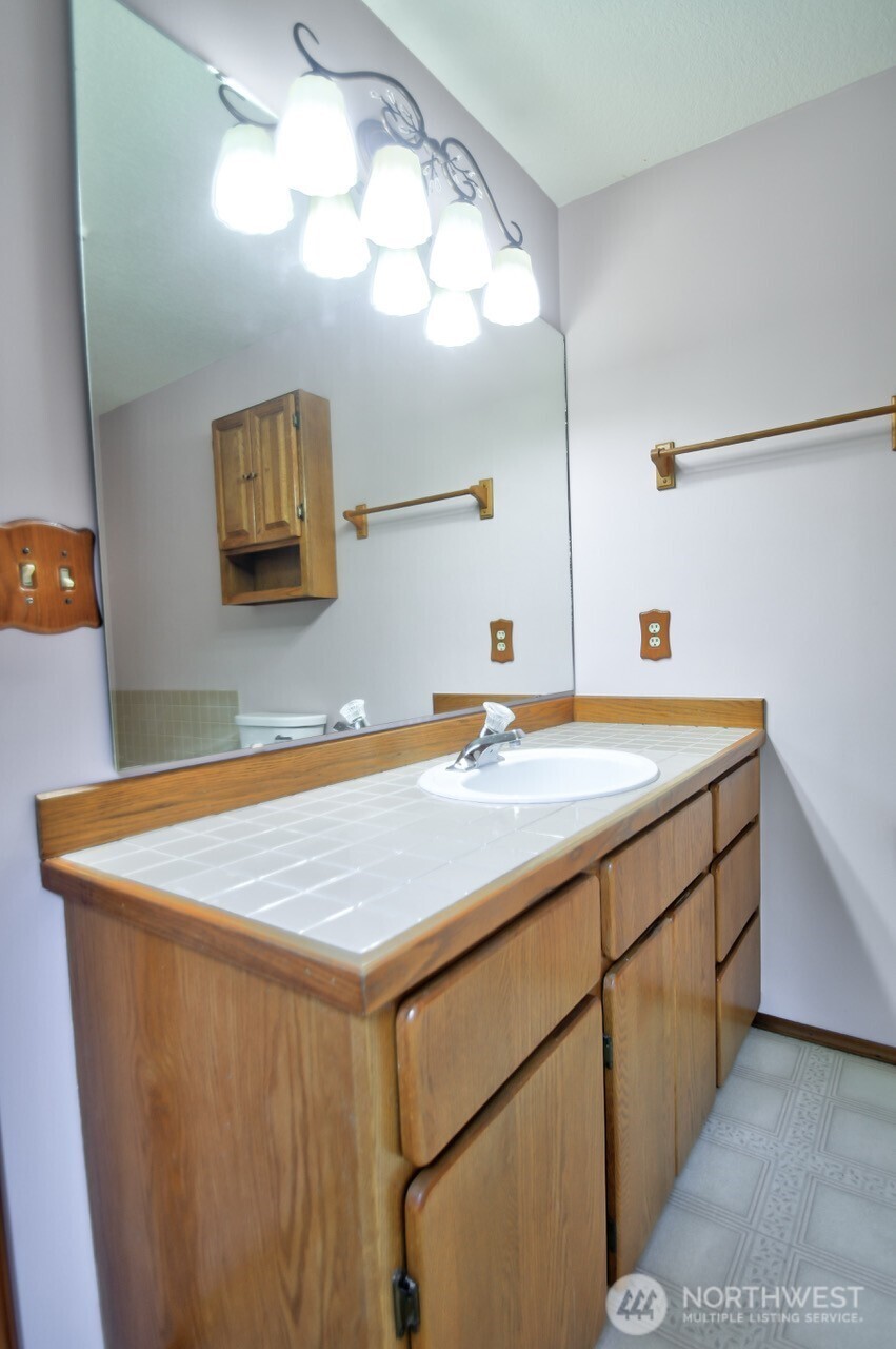 1949 51st Avenue Property Photo 24
