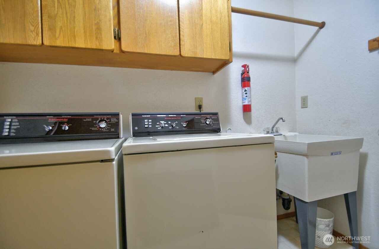 1949 51st Avenue Property Photo 29