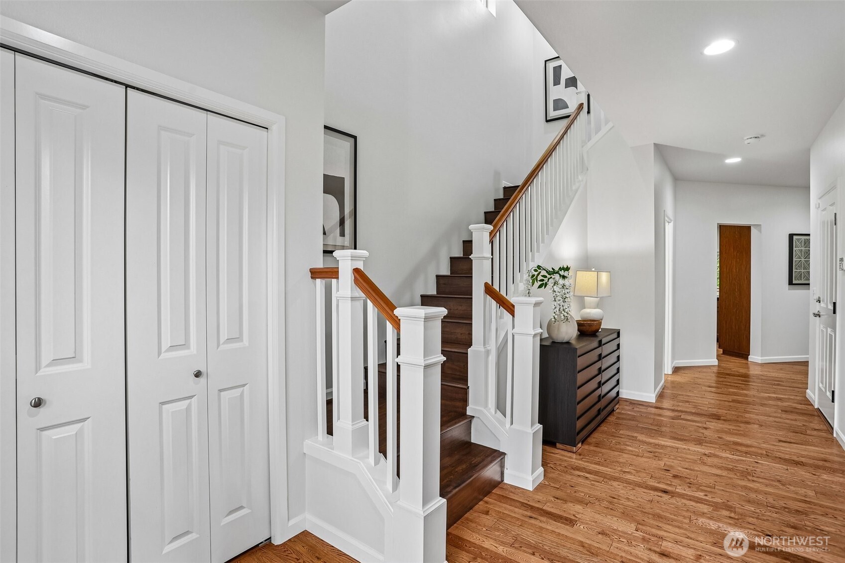 2922 183rd Place Property Photo 3