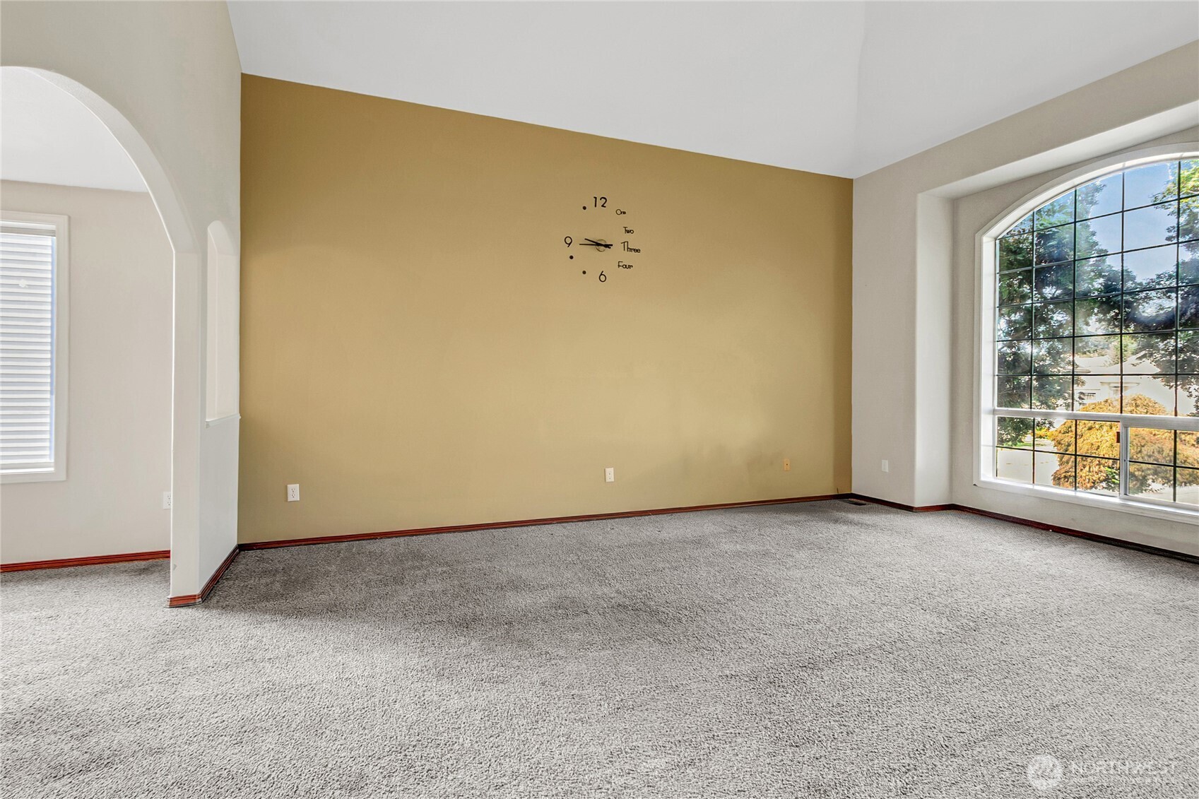 1909 S 375th Street Property Photo 4
