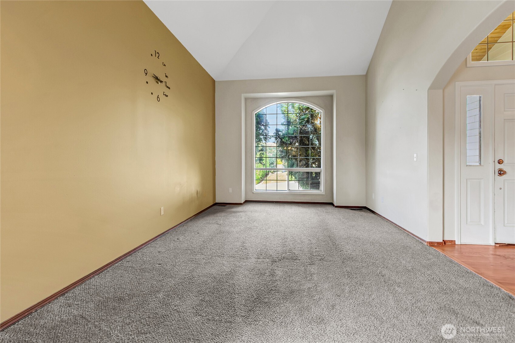 1909 S 375th Street Property Photo 5