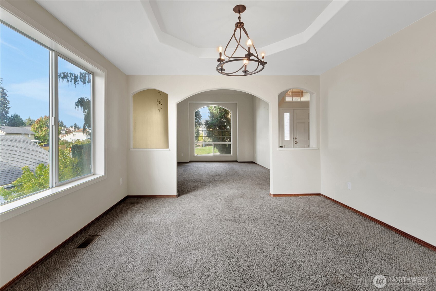 1909 S 375th Street Property Photo 7