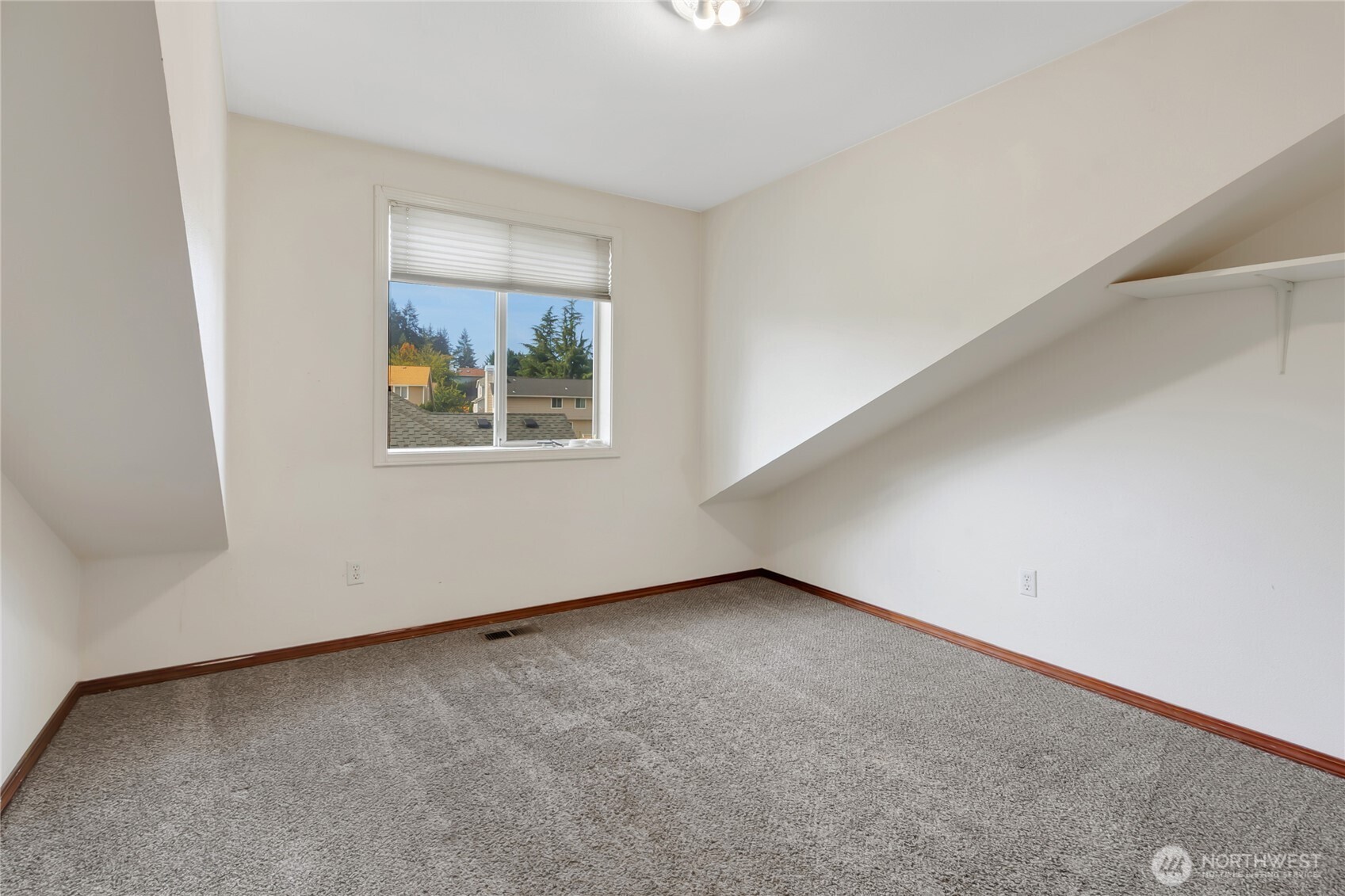 1909 S 375th Street Property Photo 26