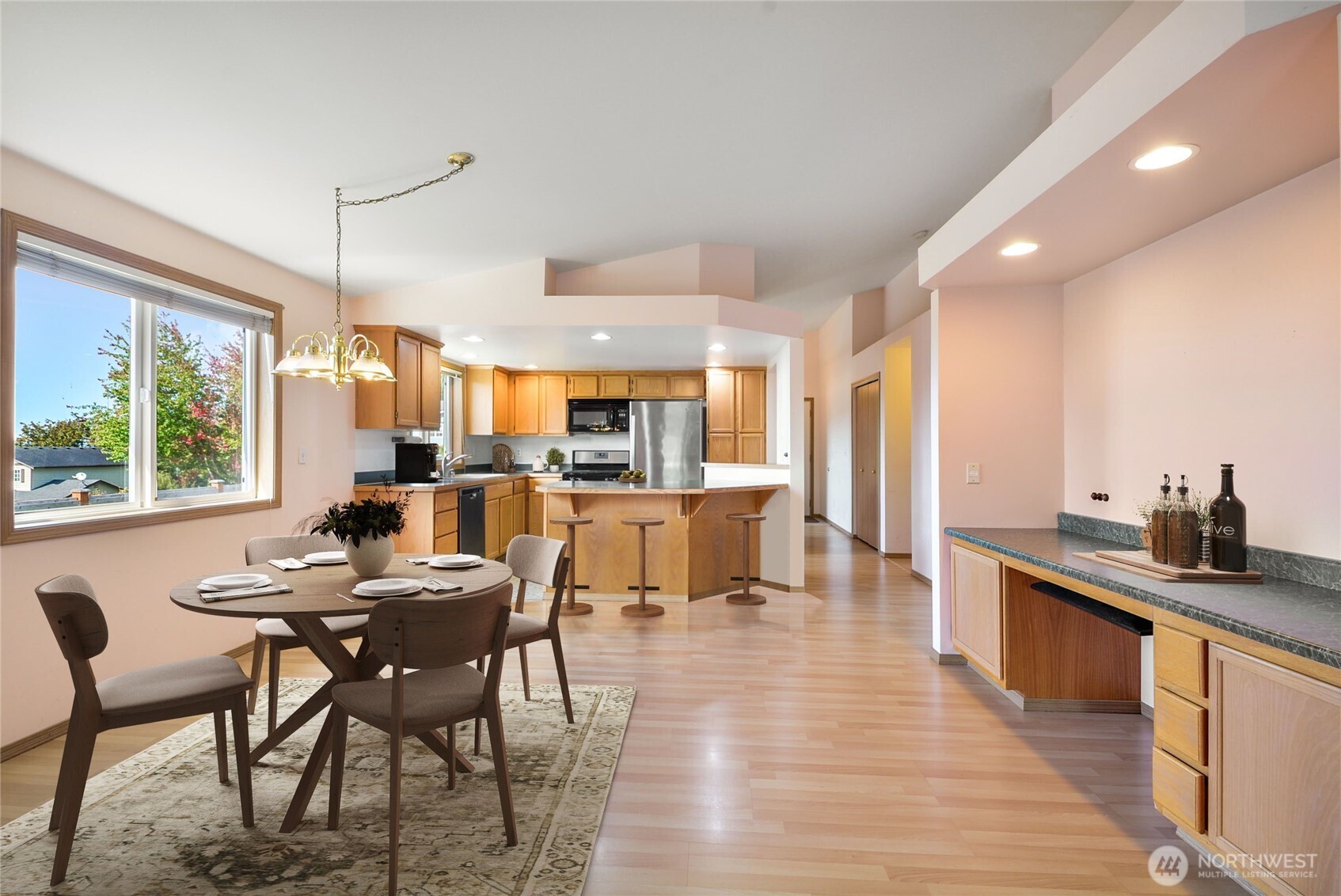 7924 265th Street Property Photo 5