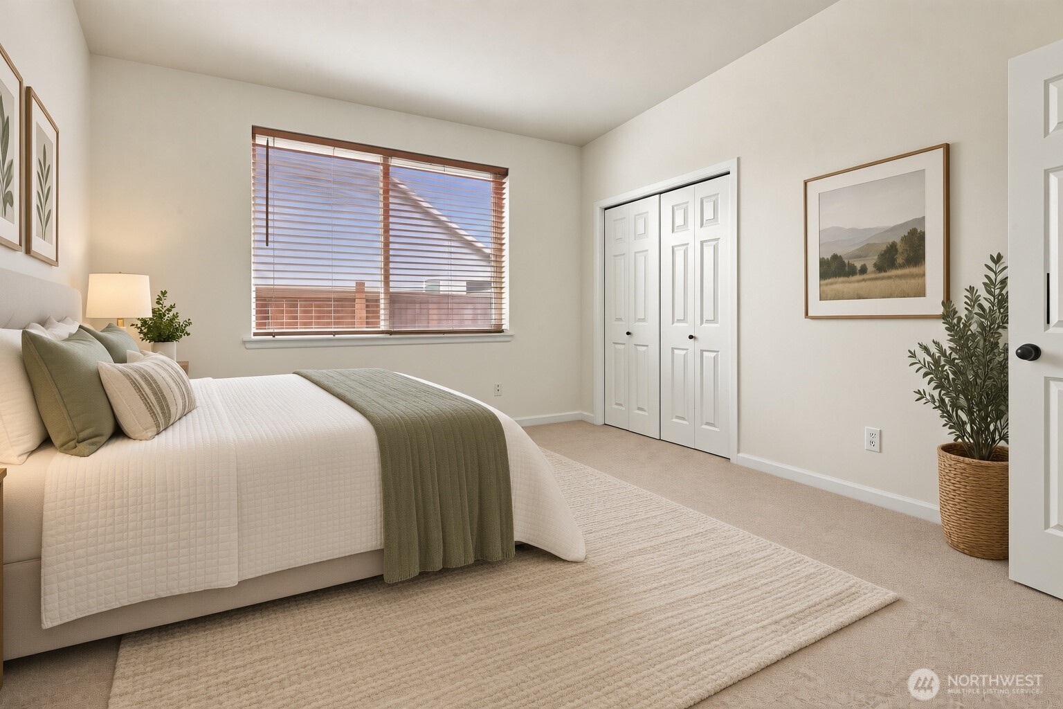 2532 Carriage Loop Property Photo 18