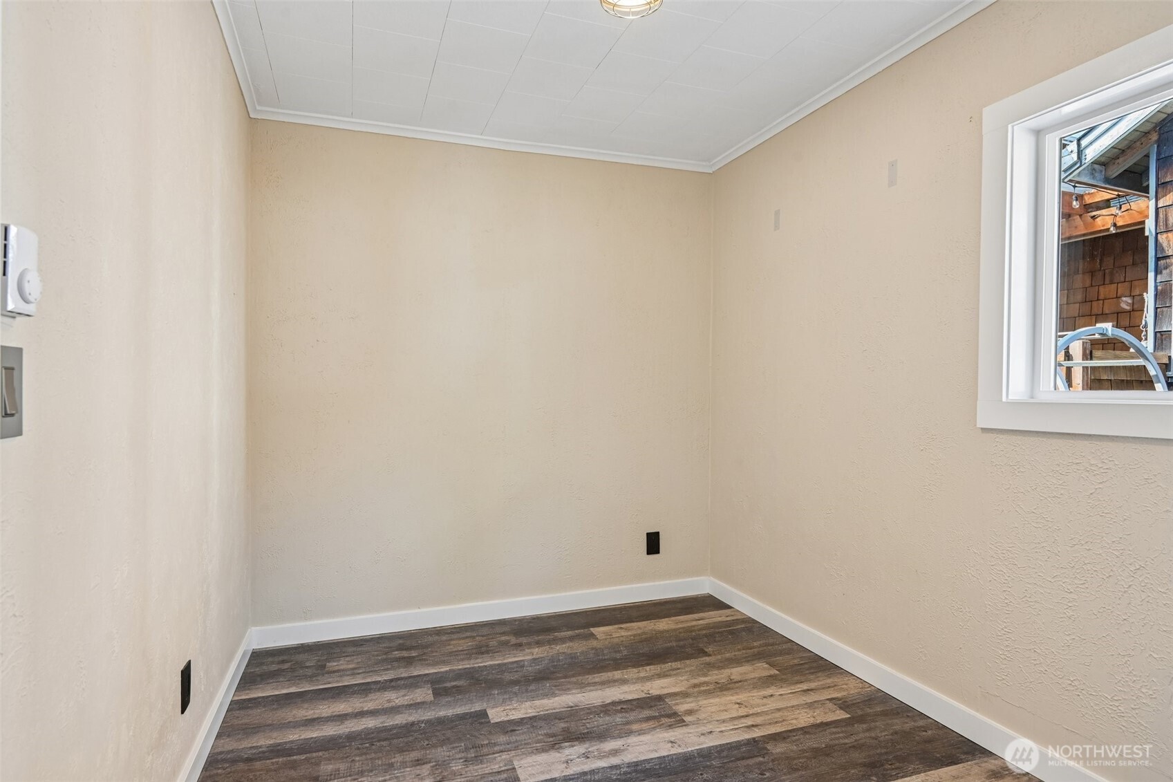 174 N Sunset Drive Property Photo 18