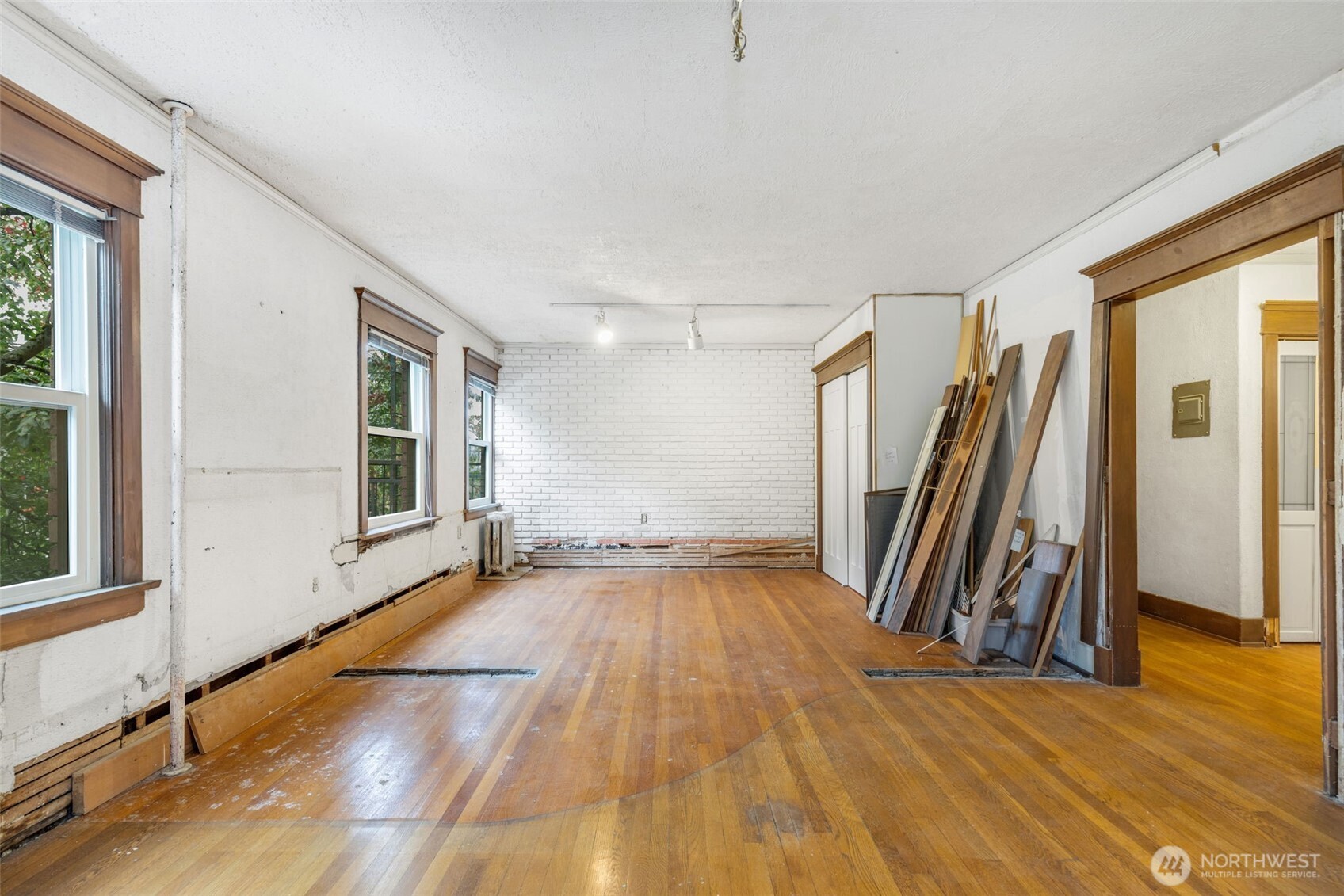 516 E Thomas Street 202 Property Photo 13