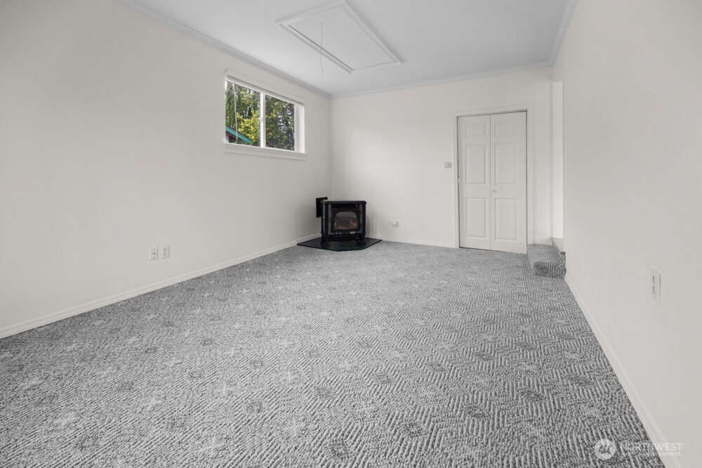 27327 76th Drive Property Photo 20