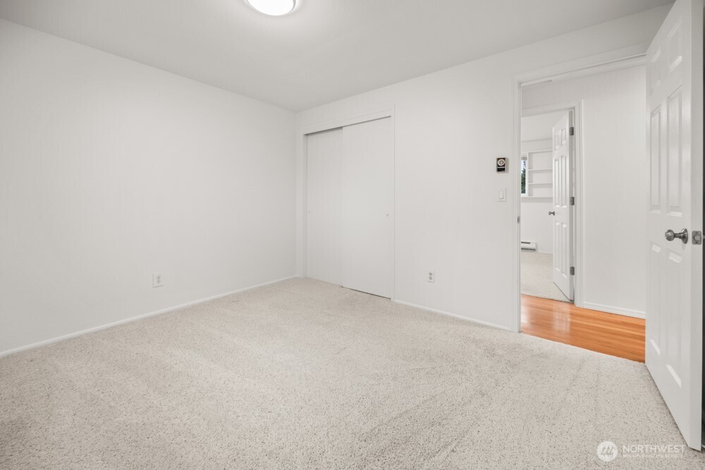 27327 76th Drive Property Photo 31