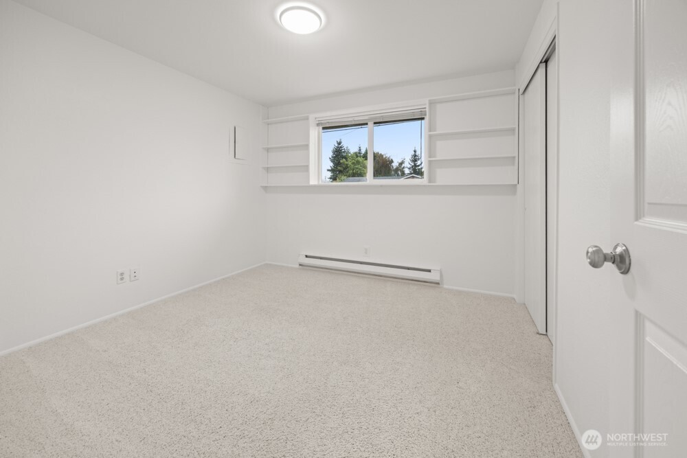27327 76th Drive Property Photo 32