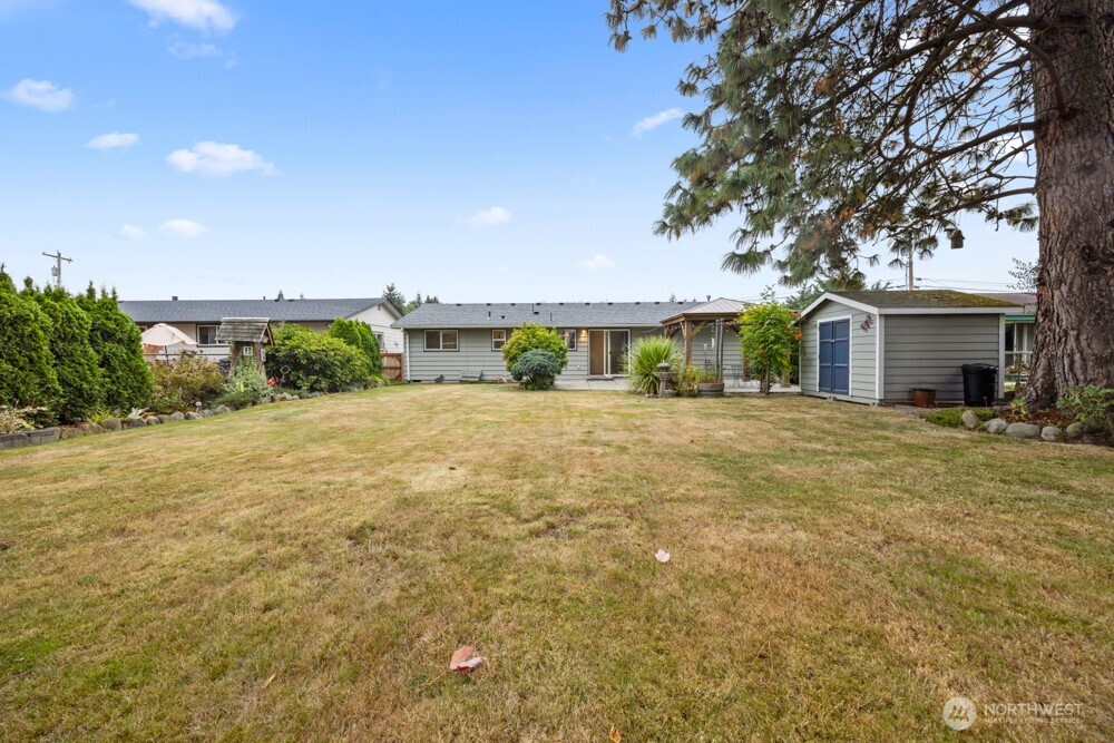 27327 76th Drive Property Photo 37