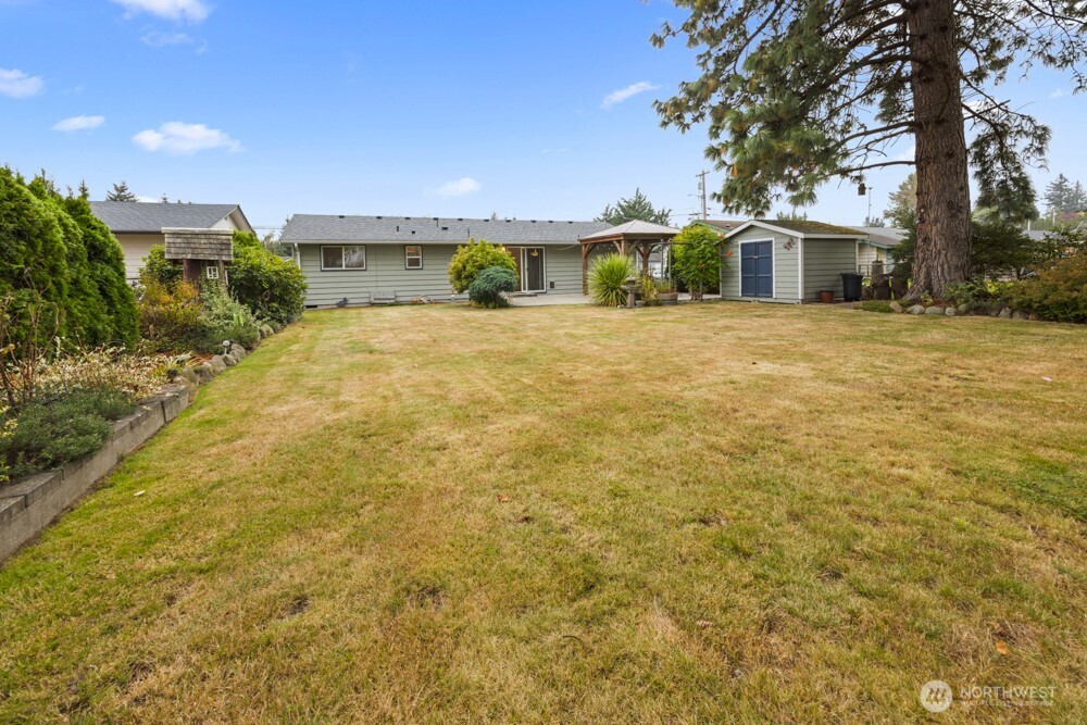 27327 76th Drive Property Photo 38