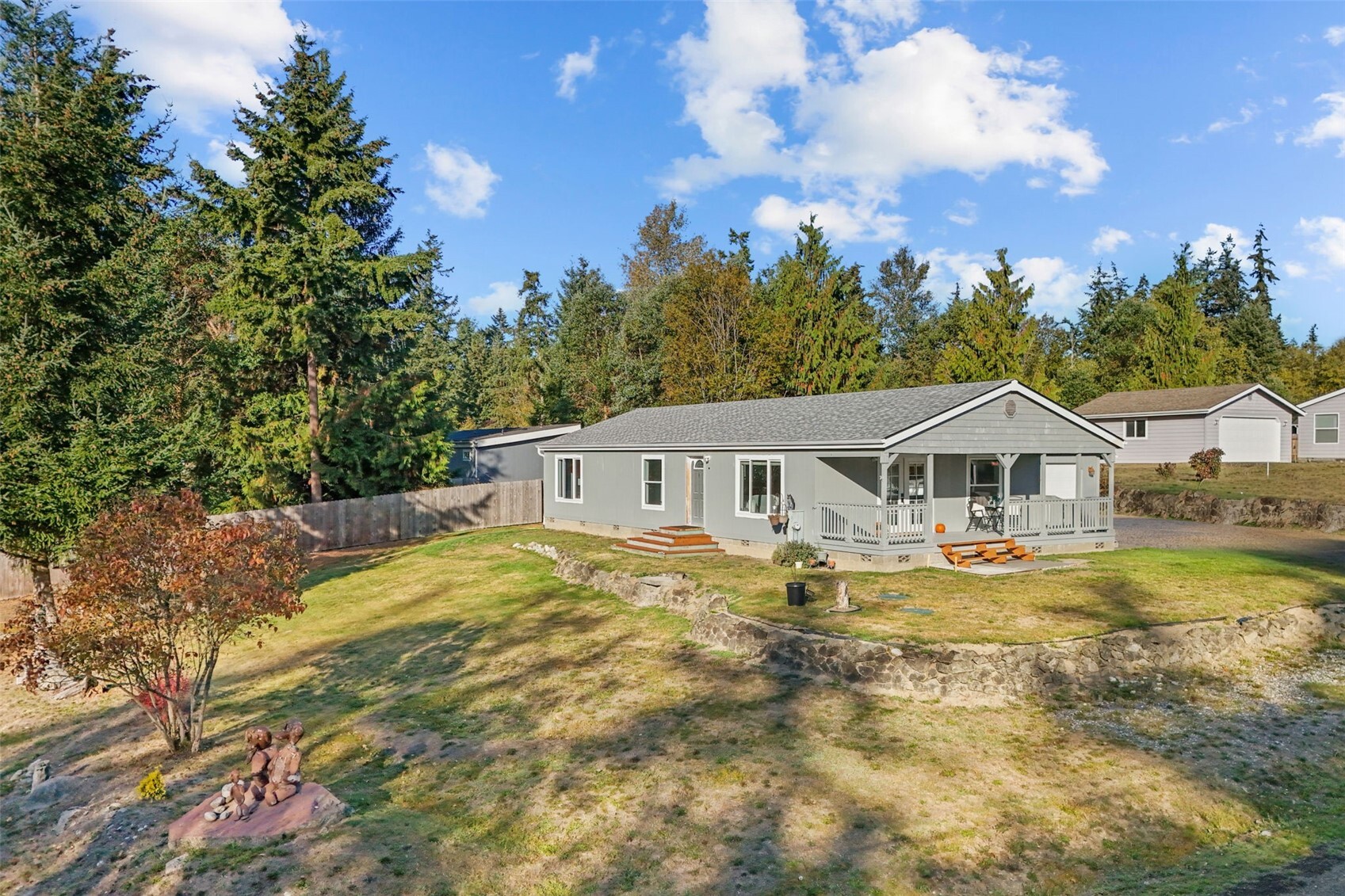 92 Law Avenue Property Photo 2