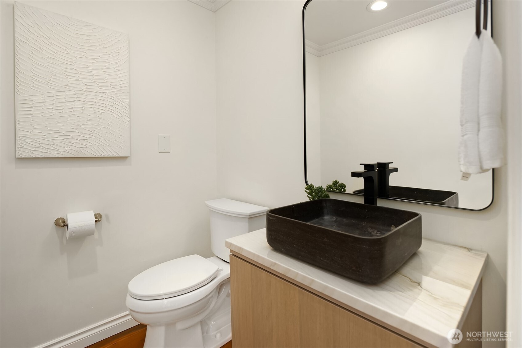 500 Waverly Way Property Photo 20