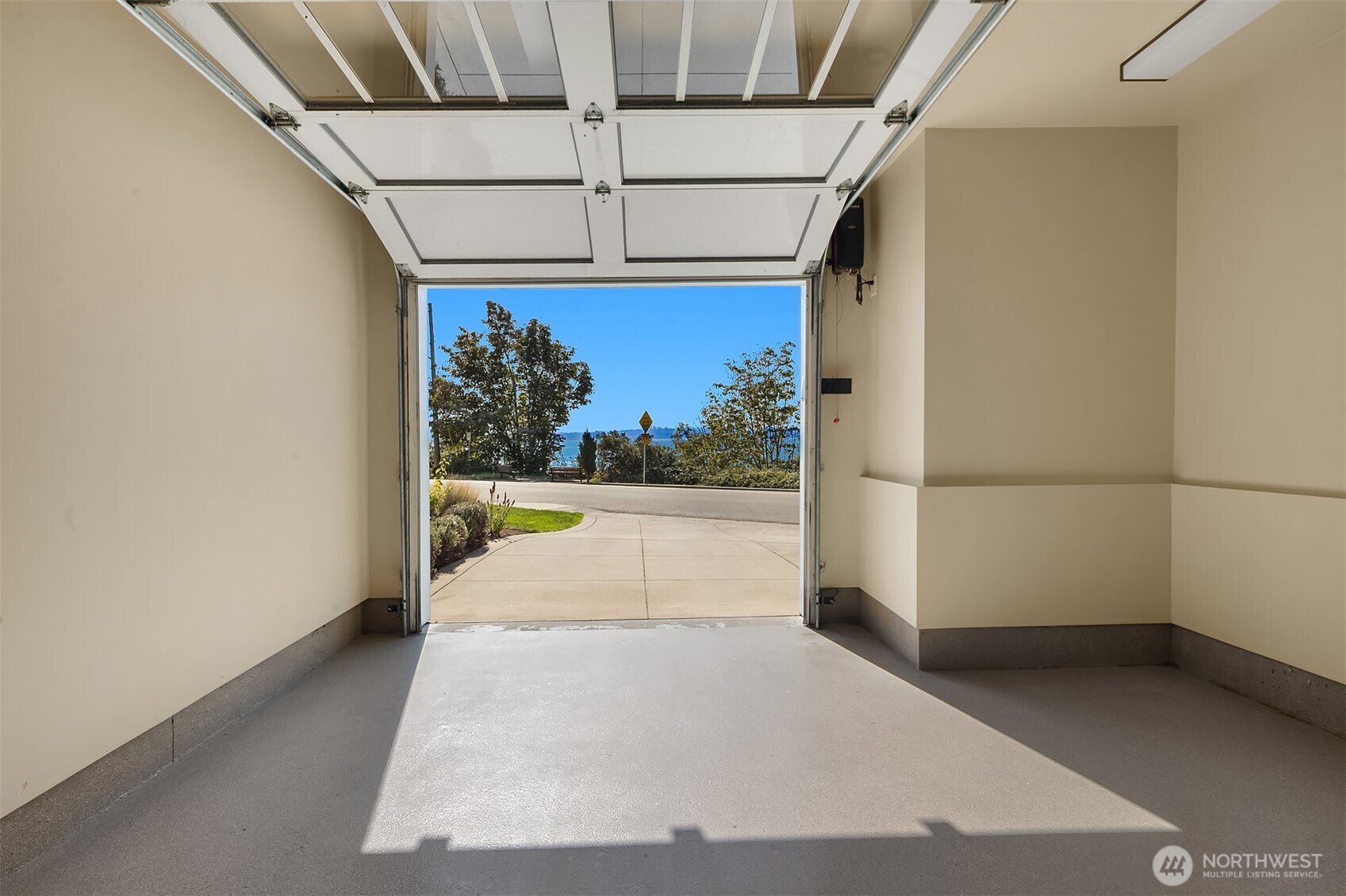 500 Waverly Way Property Photo 39
