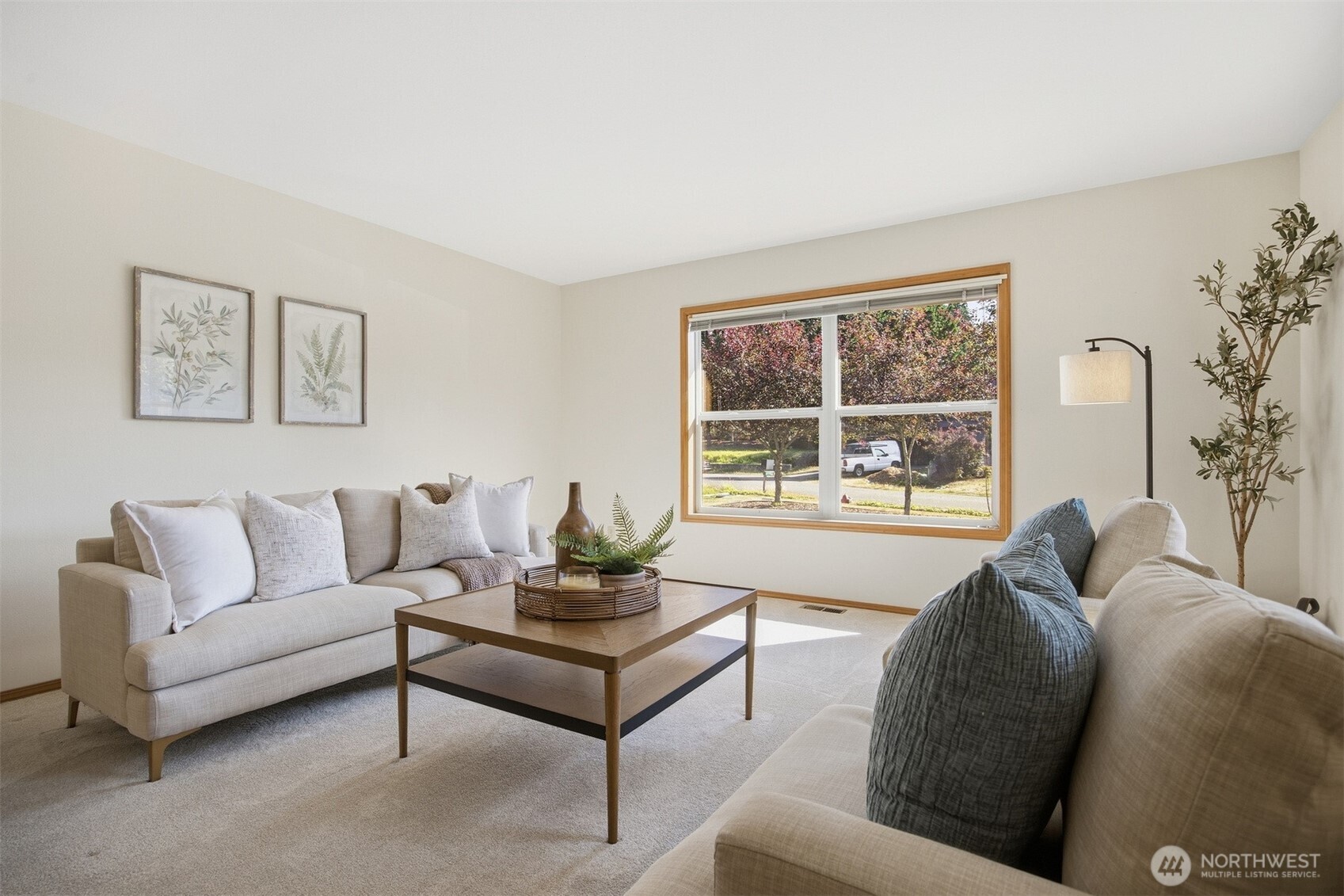3805 Morning Mist Way Property Photo 5