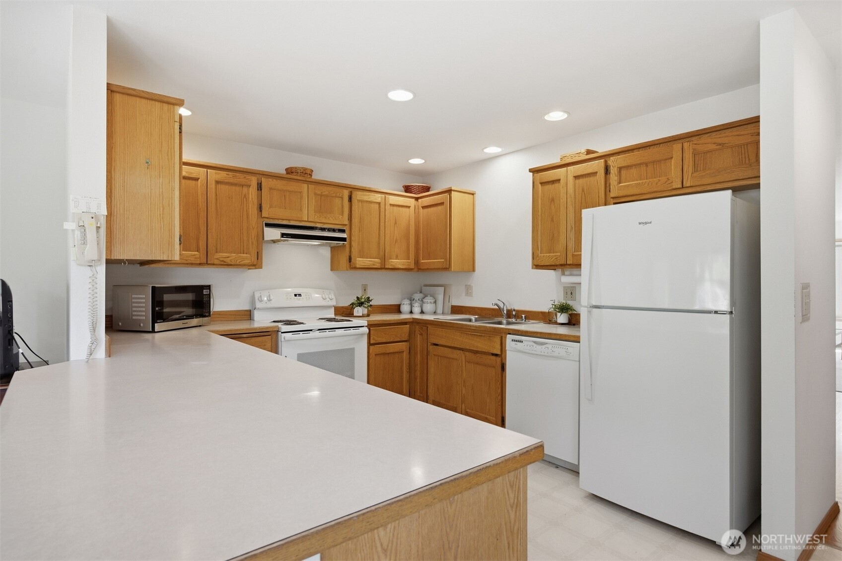 3805 Morning Mist Way Property Photo 12