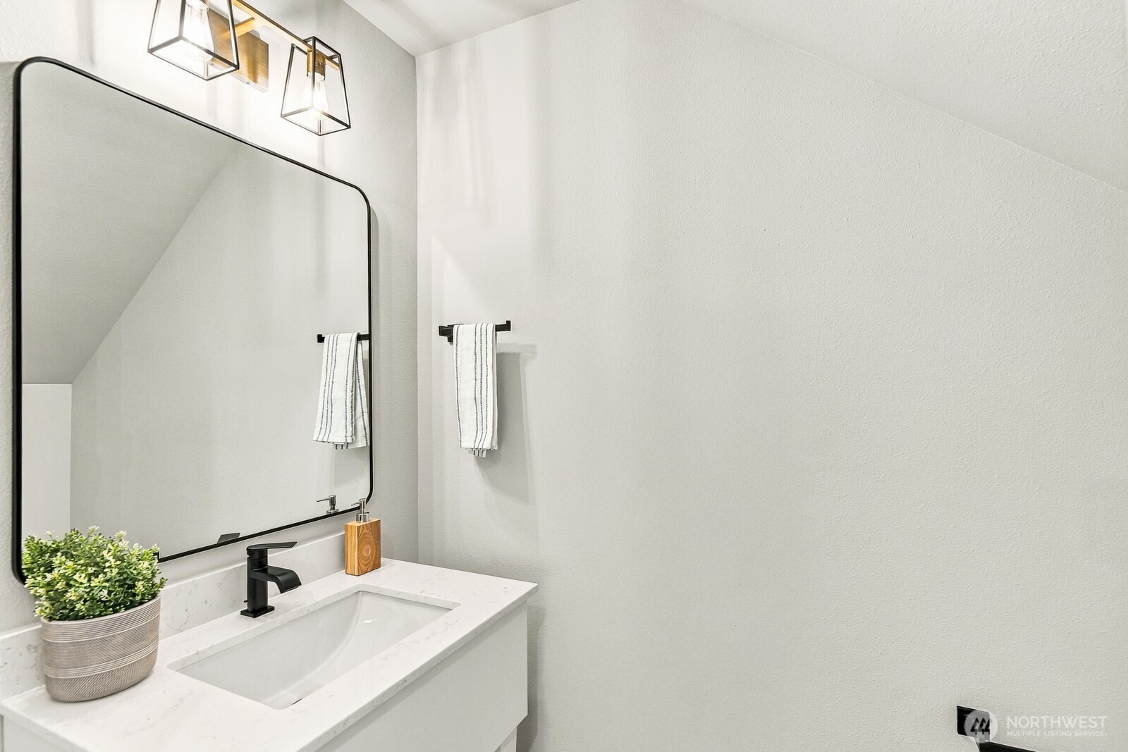 1414 126th Street B Property Photo 25