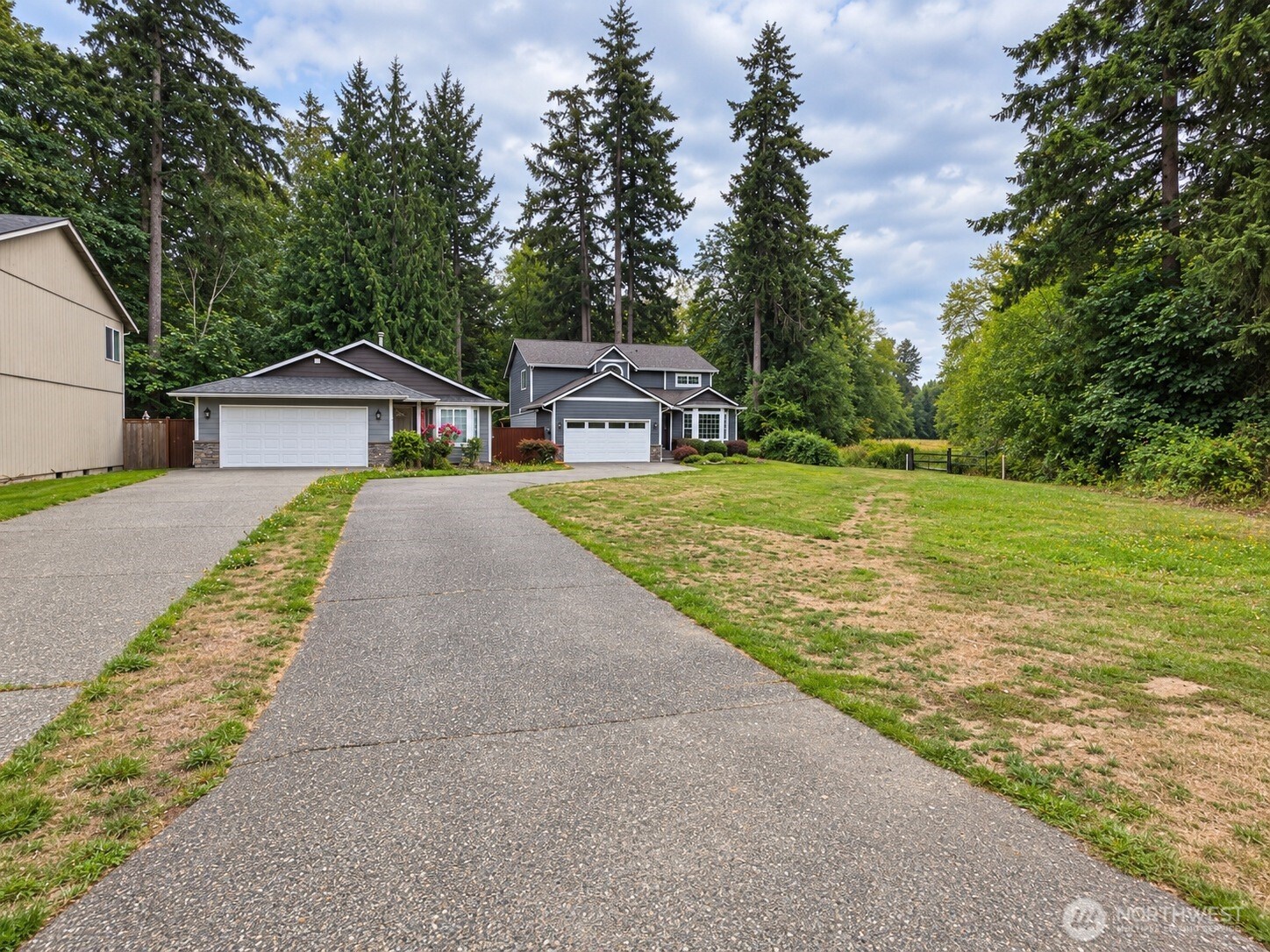 9008 138th Street Property Photo 2