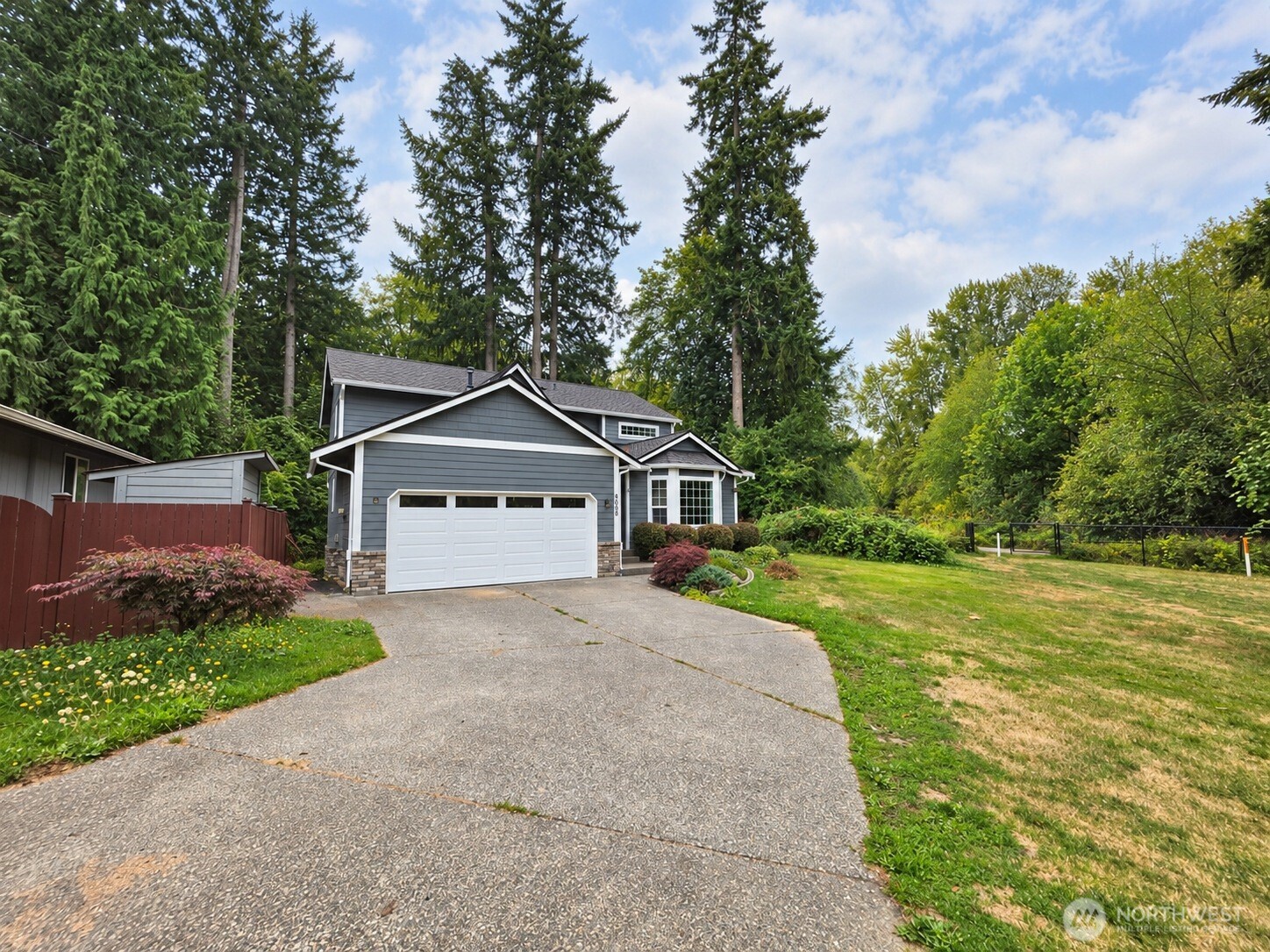 9008 138th Street Property Photo 3