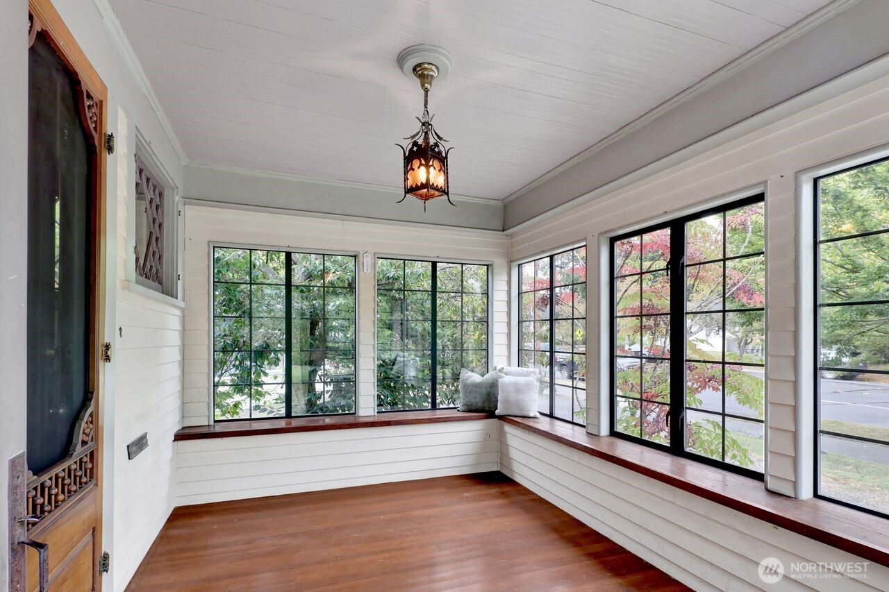 1505 Broadway Property Photo 4
