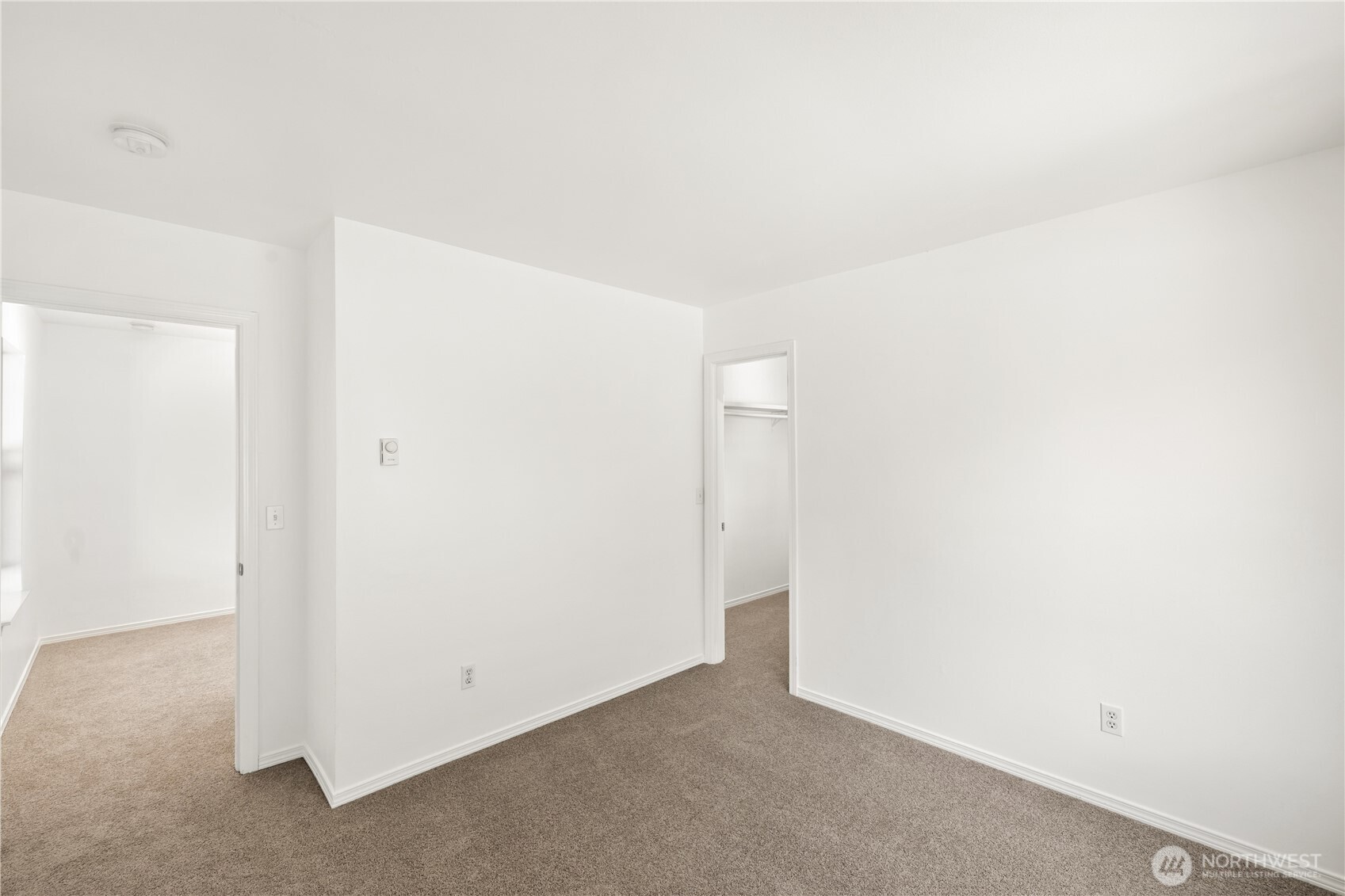2425 106th Drive Property Photo 15