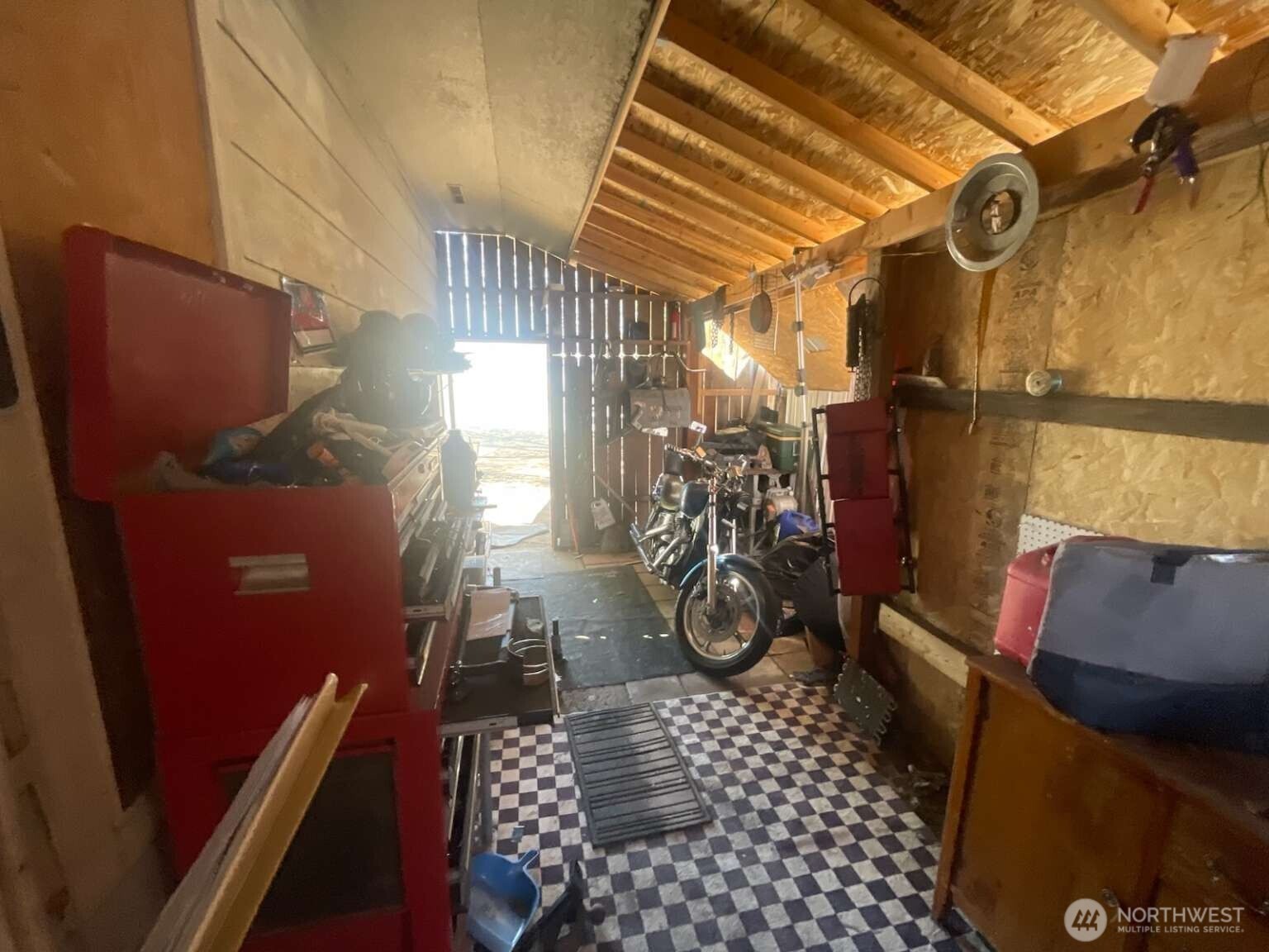 624 Edmonds Street Property Photo 4