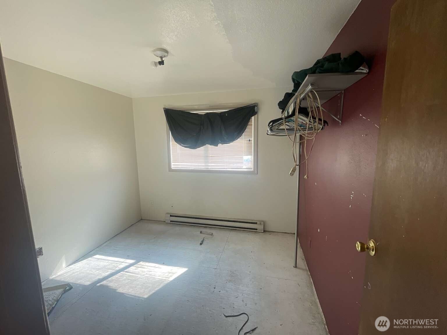 624 Edmonds Street Property Photo 9
