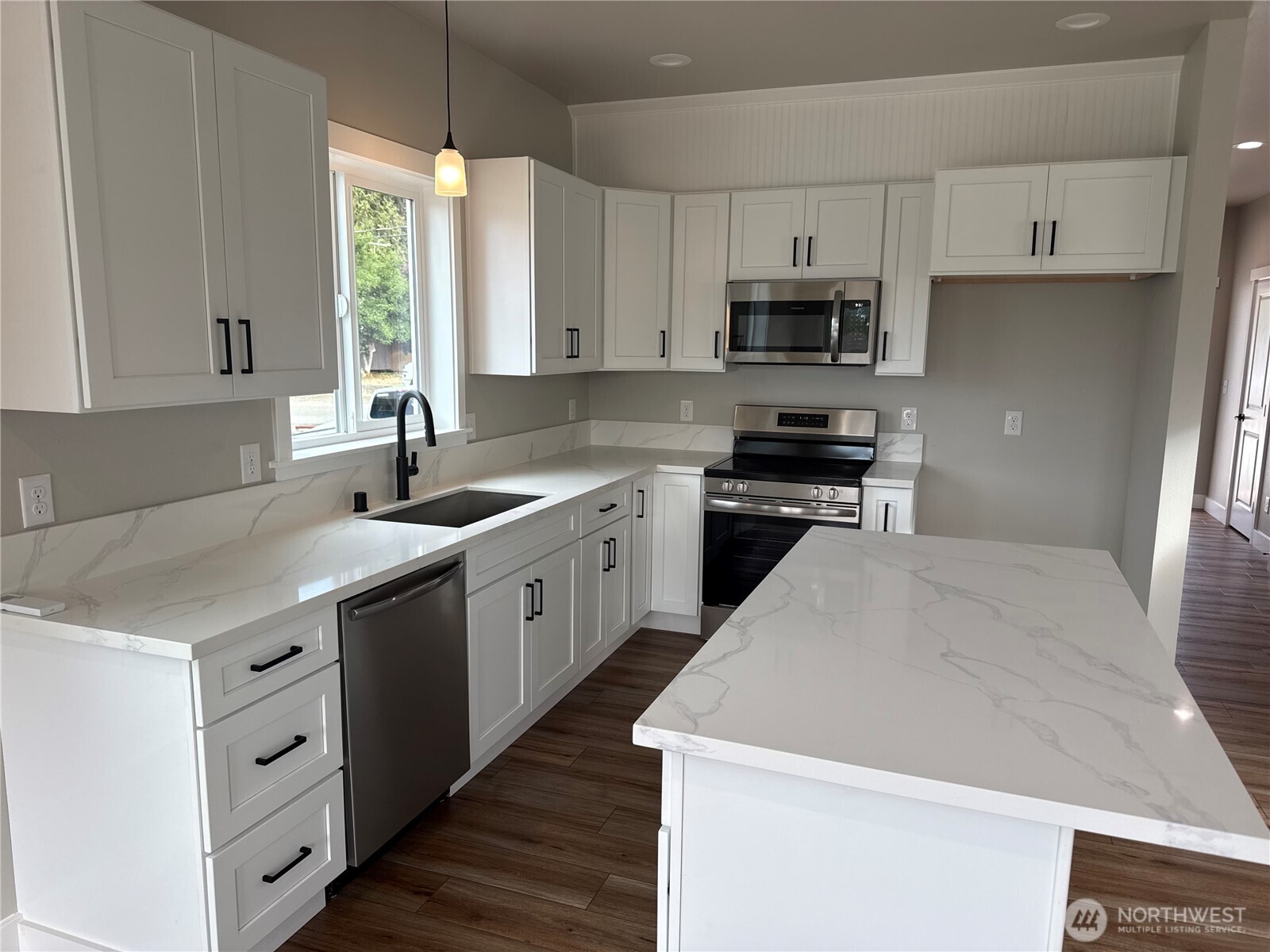 3711 W E Street Property Photo 7