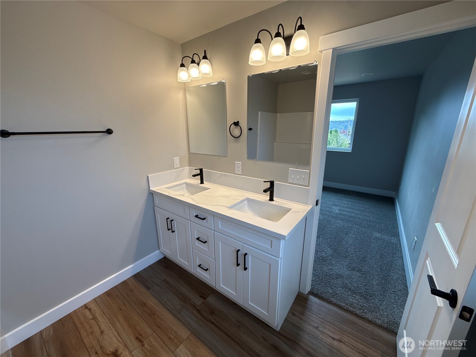 3711 W E Street Property Photo 16