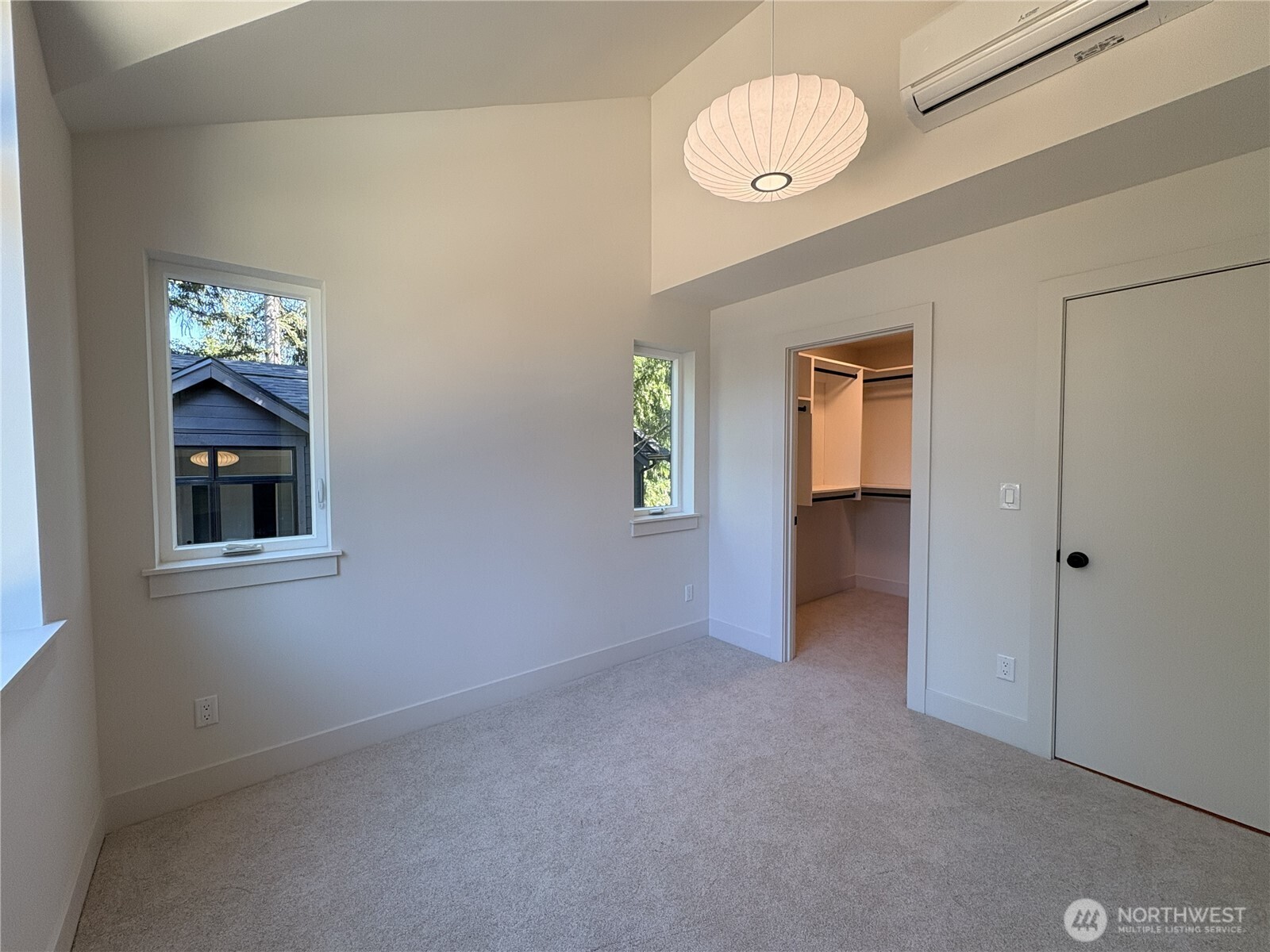 3026 Ne 95th Street B Property Photo 22