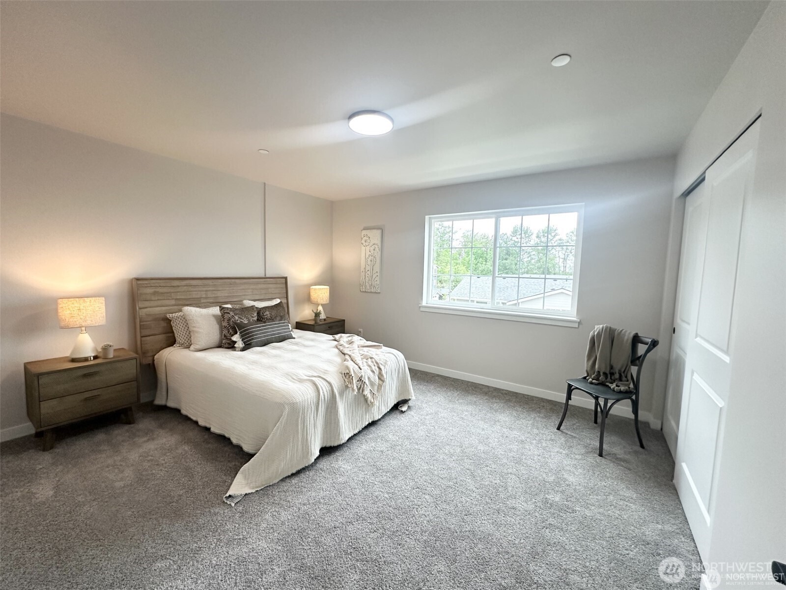 1737 Sunup Loop Property Photo 15