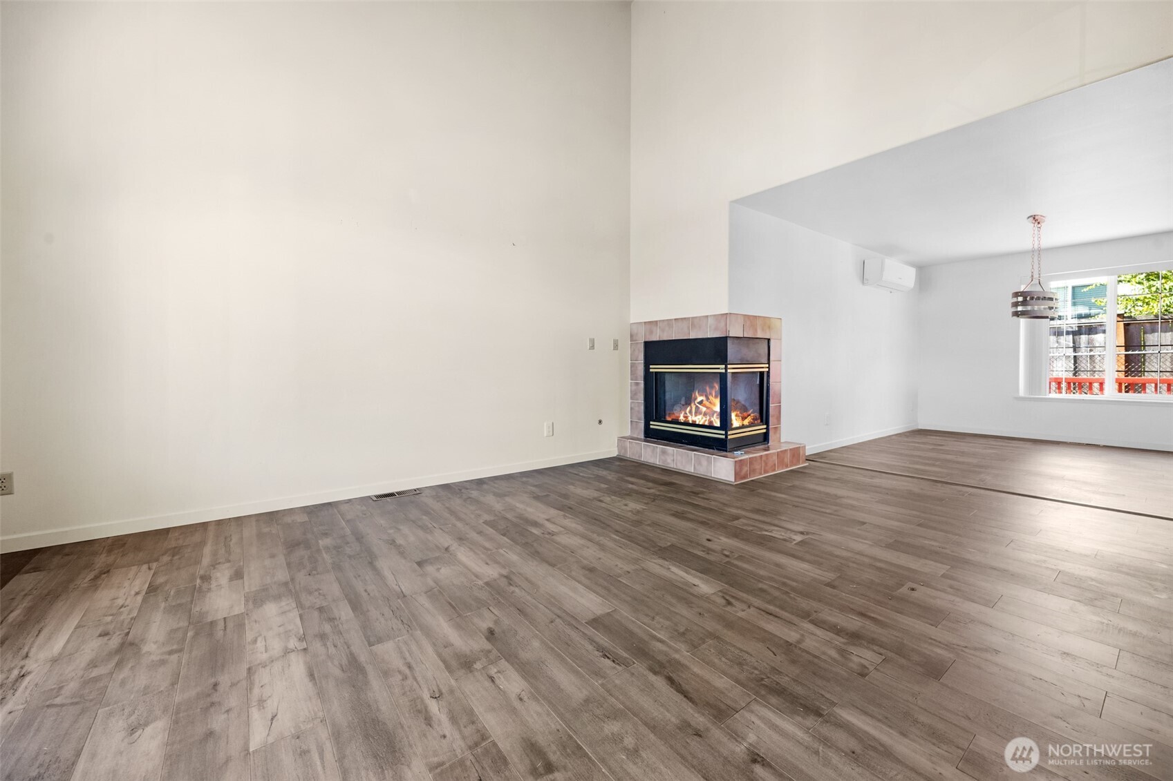 17628 27th Avenue Property Photo 6