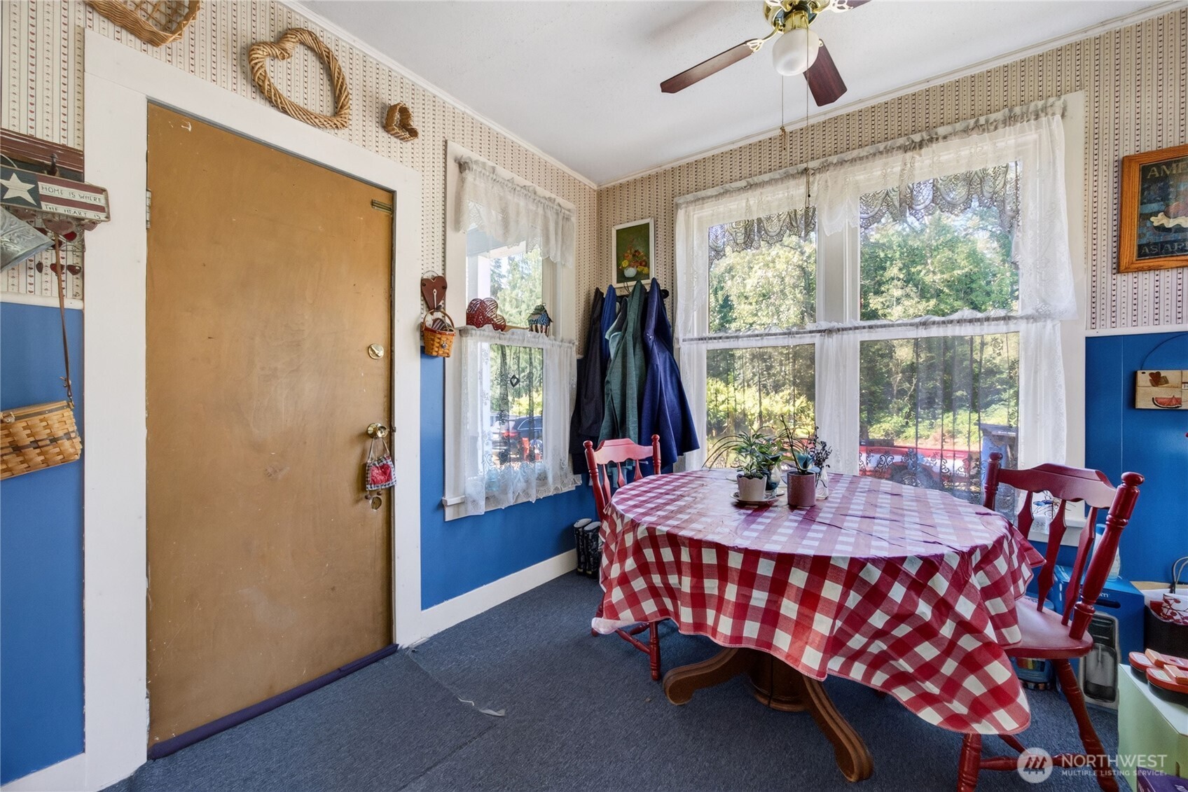 10115 56th Street Property Photo 5