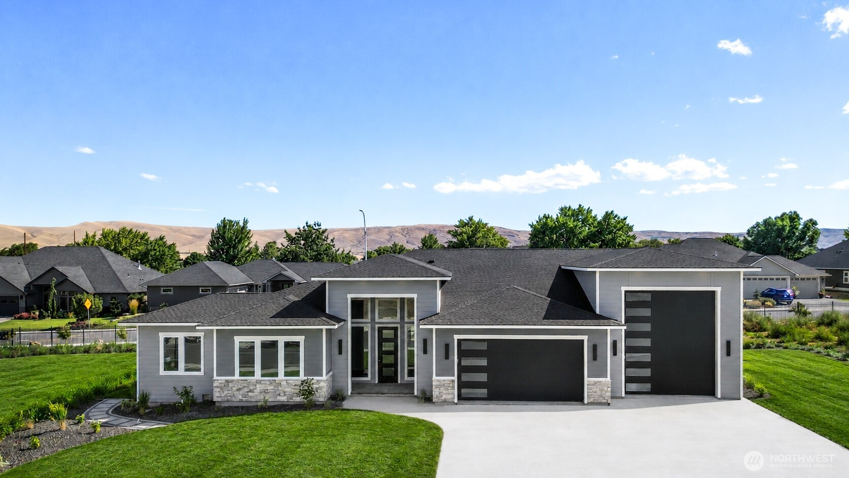 9316 Golden Drive Property Photo 1