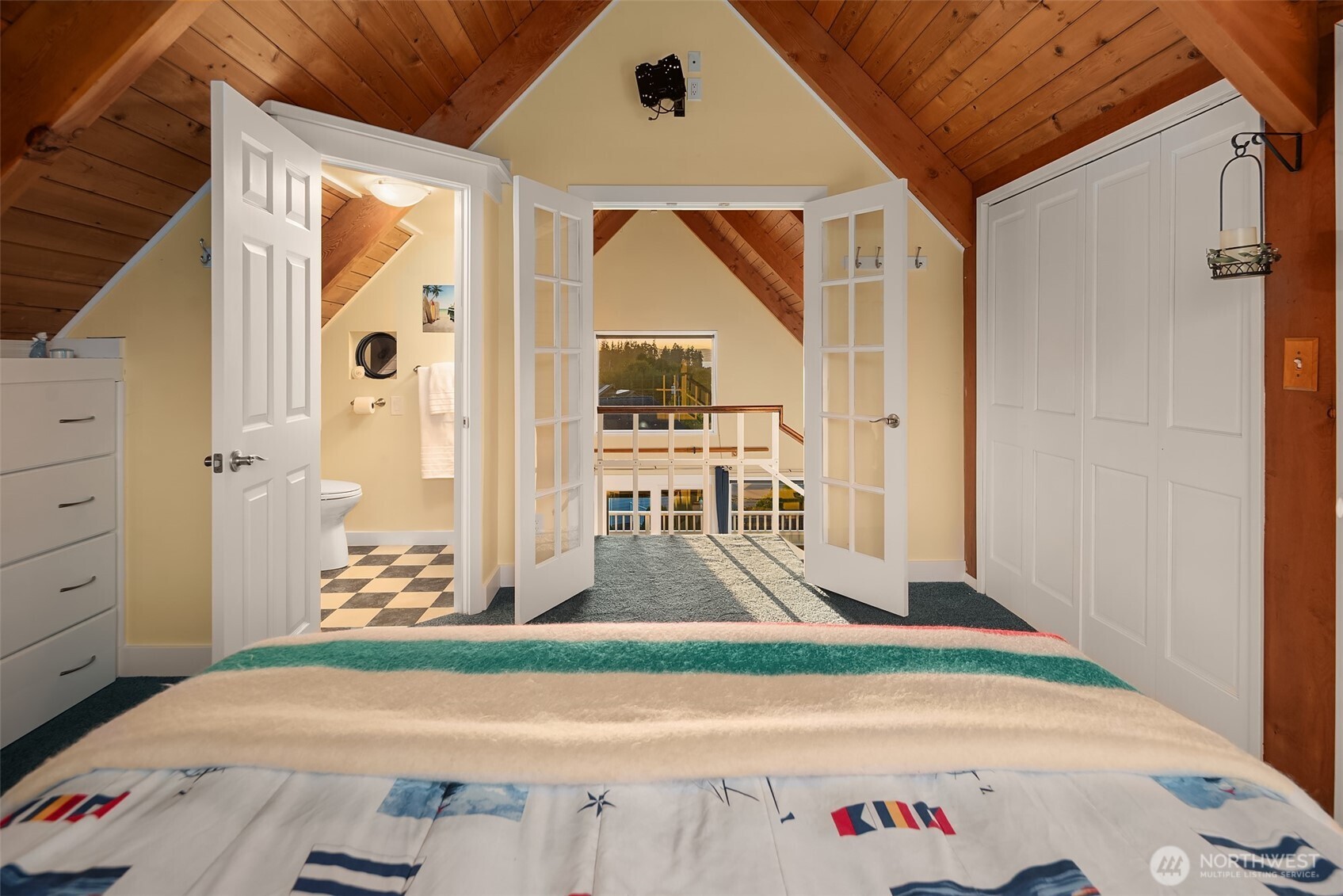 37569 Hood Canal Drive Property Photo 16