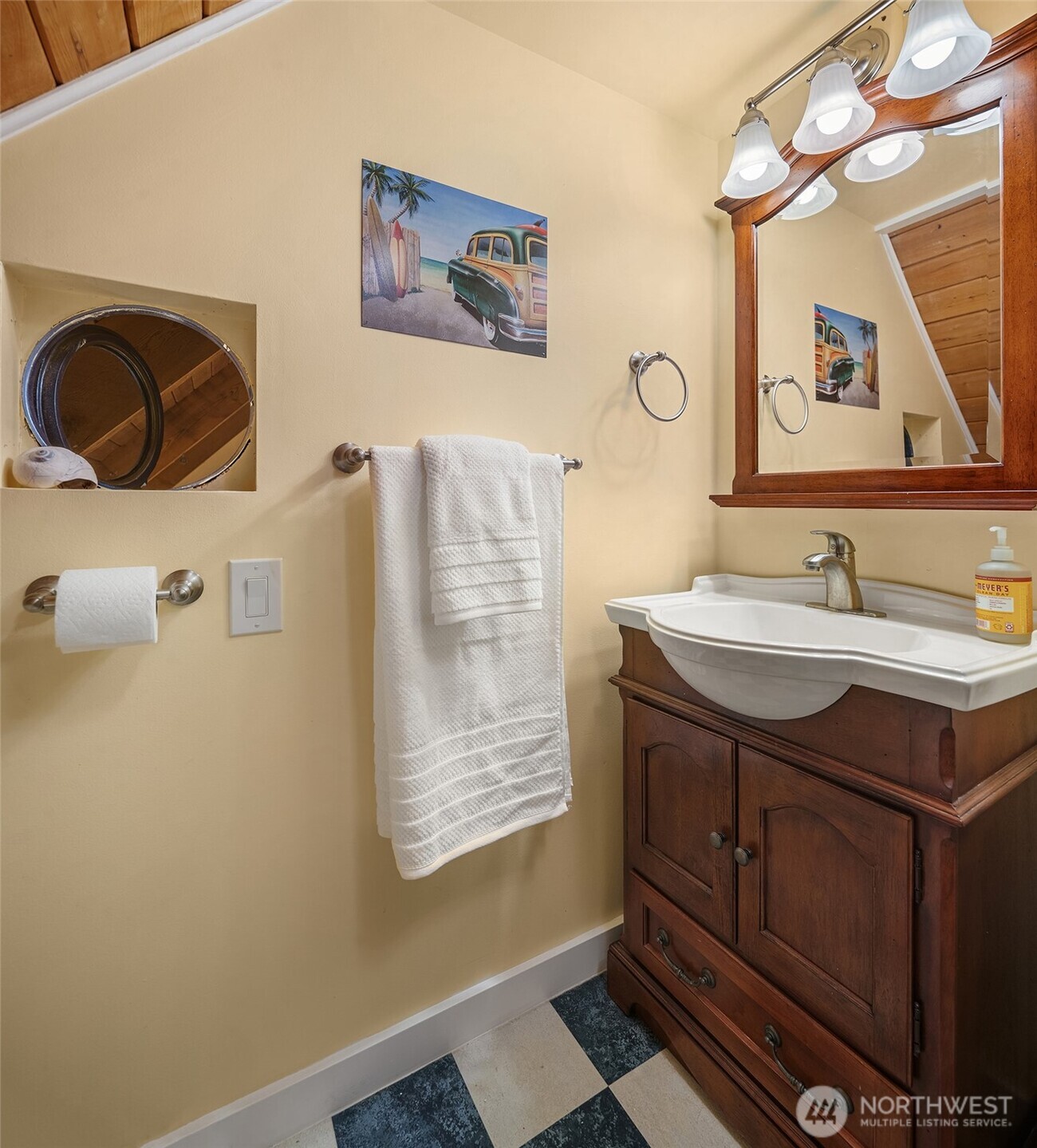 37569 Hood Canal Drive Property Photo 18