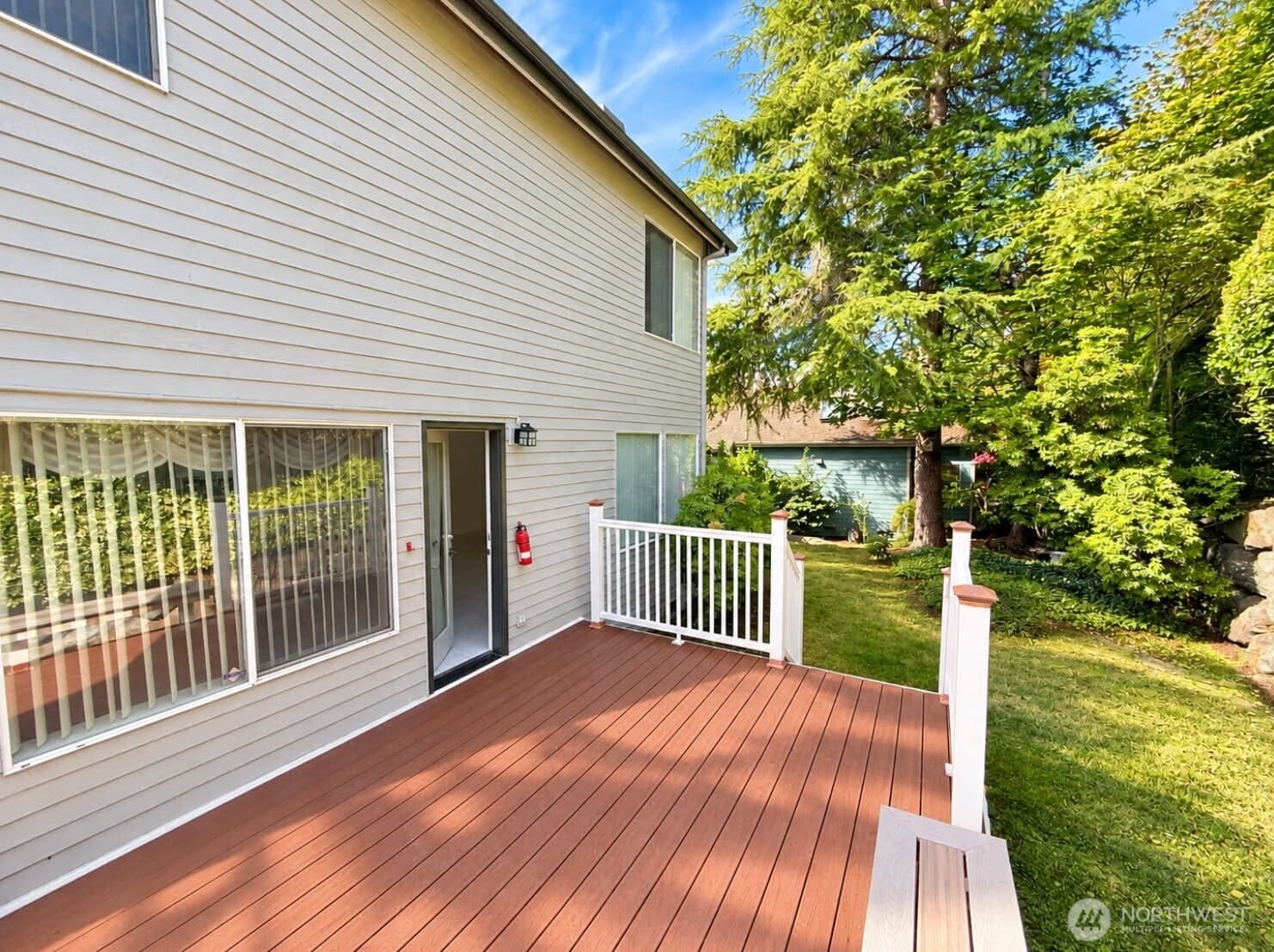 831 41st Place Property Photo 16